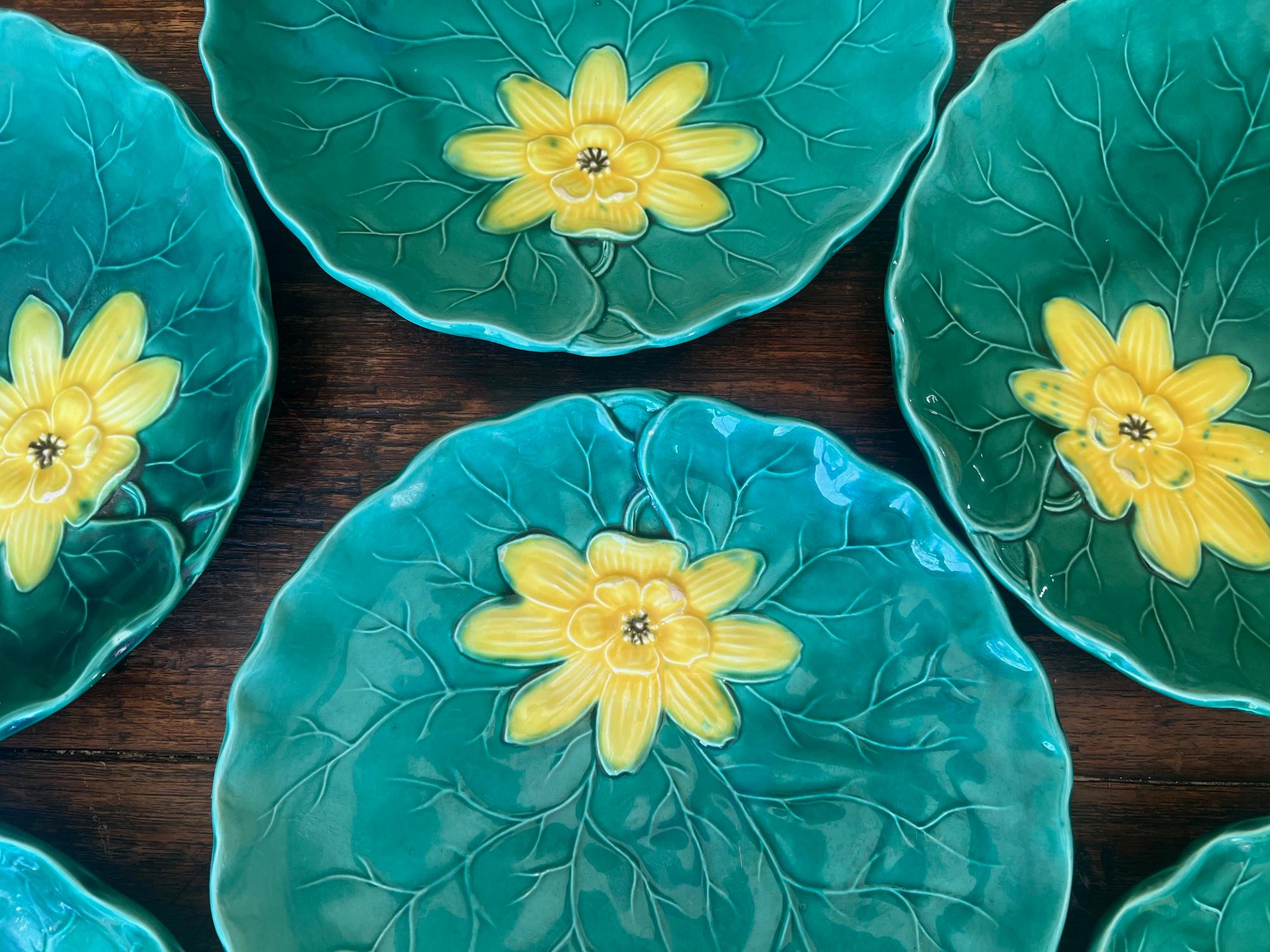 Set de 7 assiettes allemandes du milieu du siècle en forme de nénuphar et de feuille par Zell en vente 3