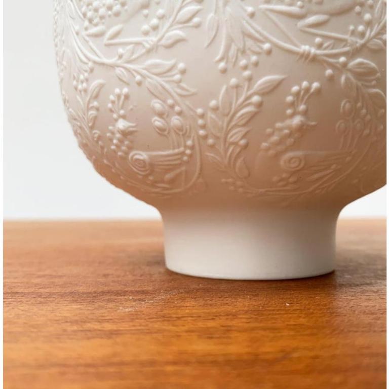 Bougeoir en porcelaine blanche allemande du milieu du siècle par Bjørn Wiinblad pour Rosenthal en vente 4