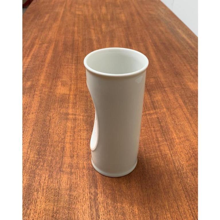 Mid-Century German White Porcelain Vase by Bjørn Wiinblad for Rosenthal, 1960s For Sale 1