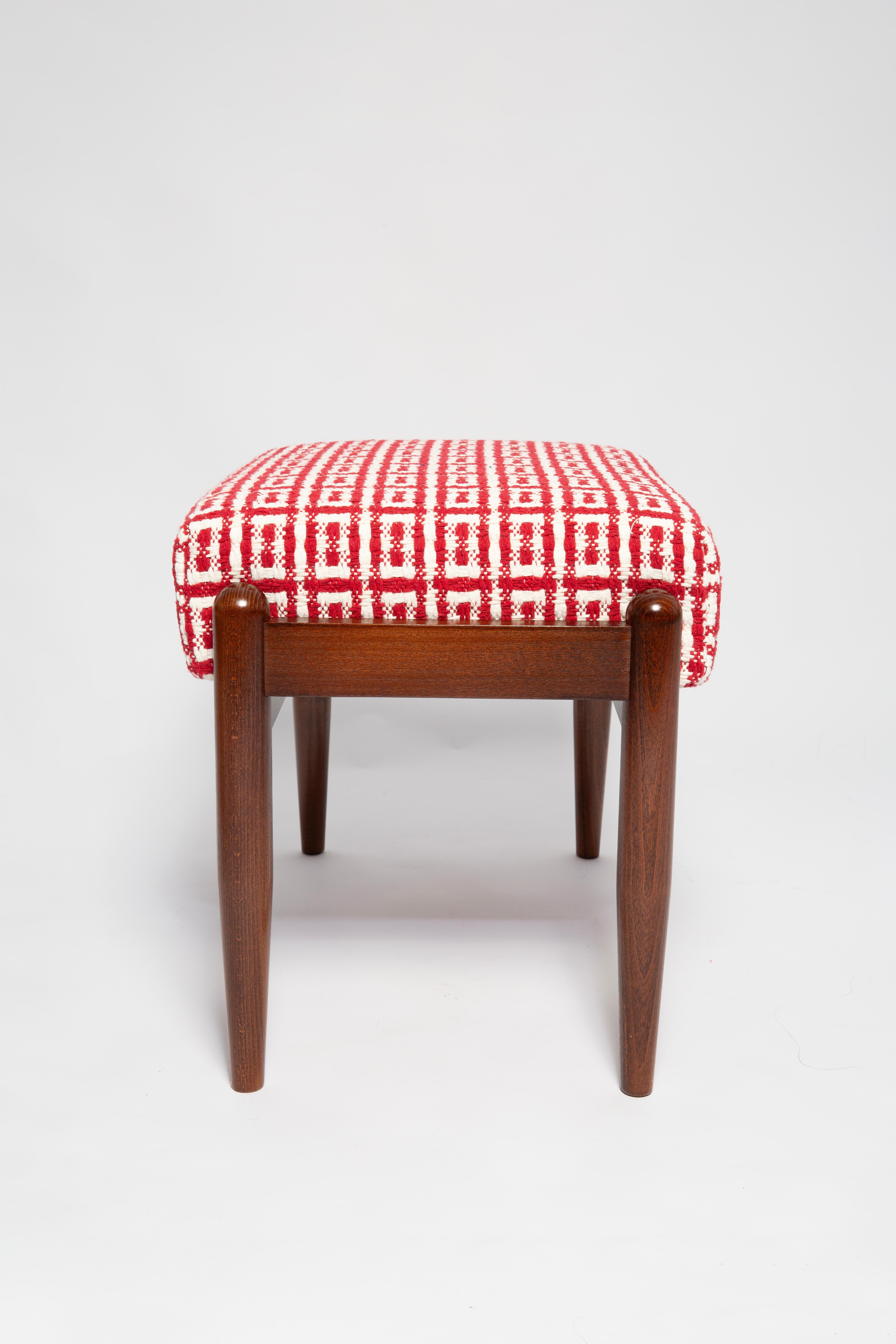 Sgabello GFM di metà secolo in tweed jacquard Dedar geometrico, E. Homa, Europa, anni '60 In condizioni ottime in vendita a 05-080 Hornowek, PL
