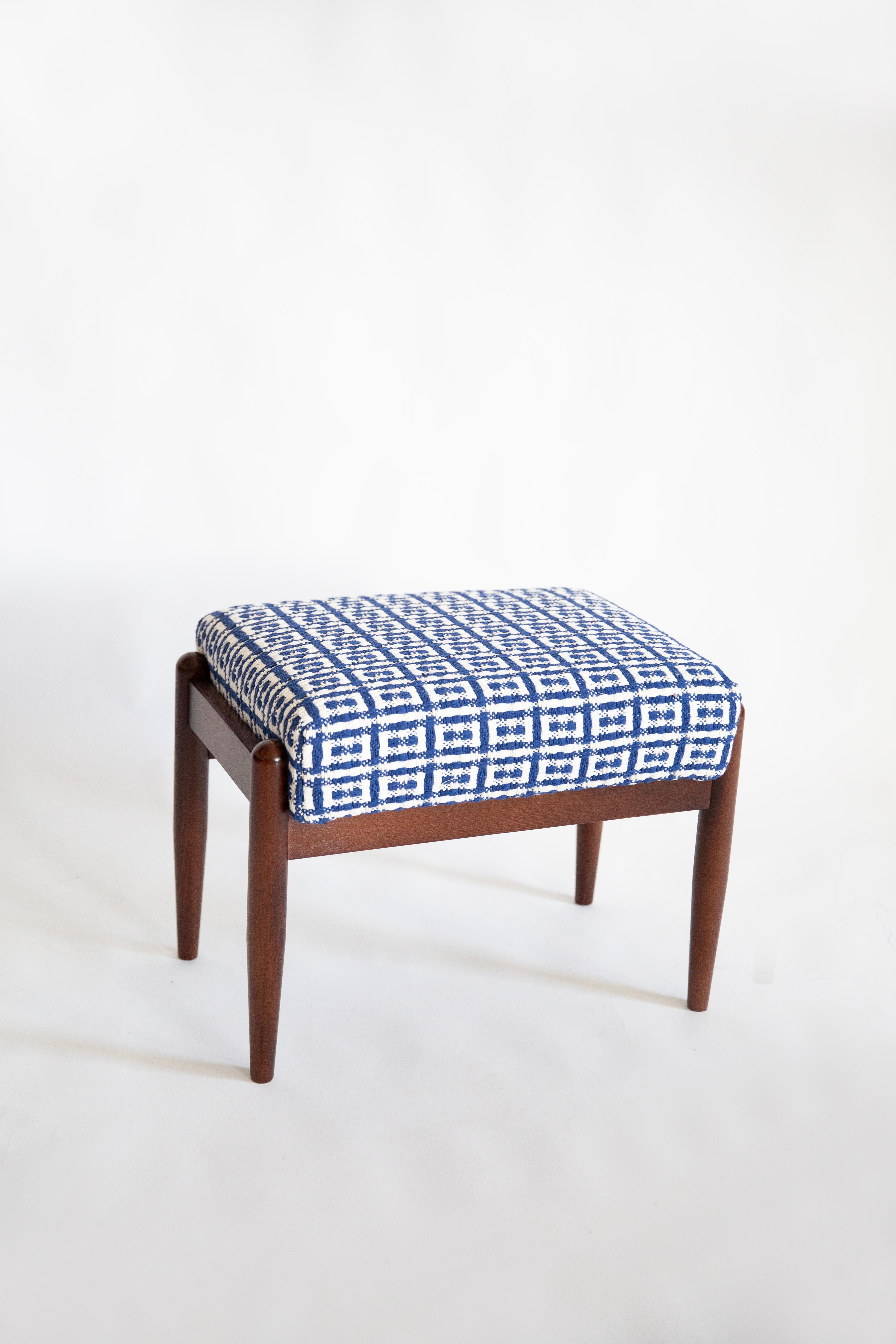 Sgabello GFM di metà secolo in tweed jacquard Dedar geometrico, E. Homa, Europa, anni '60 In condizioni ottime in vendita a 05-080 Hornowek, PL