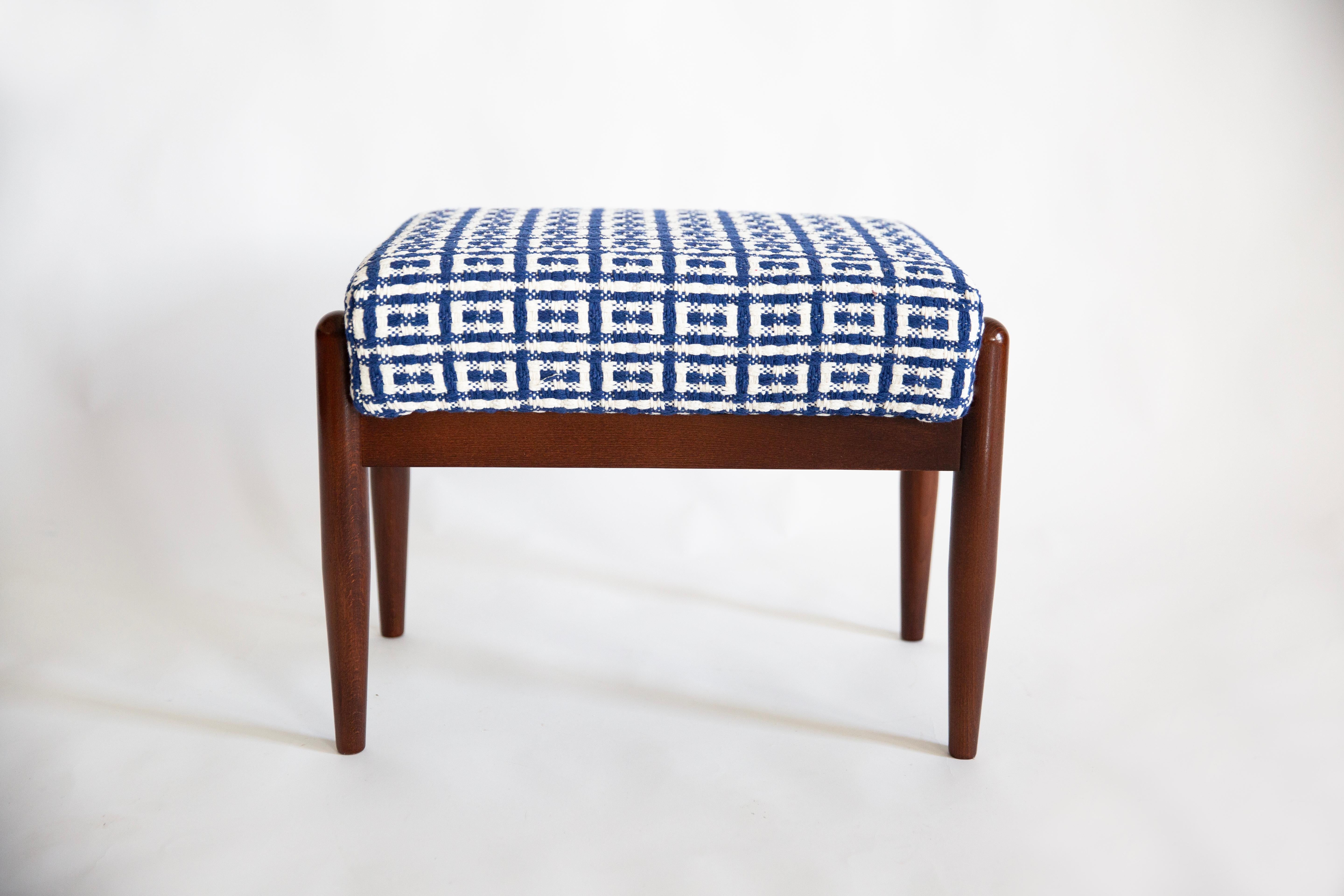 XX secolo Sgabello GFM di metà secolo in tweed jacquard Dedar geometrico, E. Homa, Europa, anni '60 in vendita