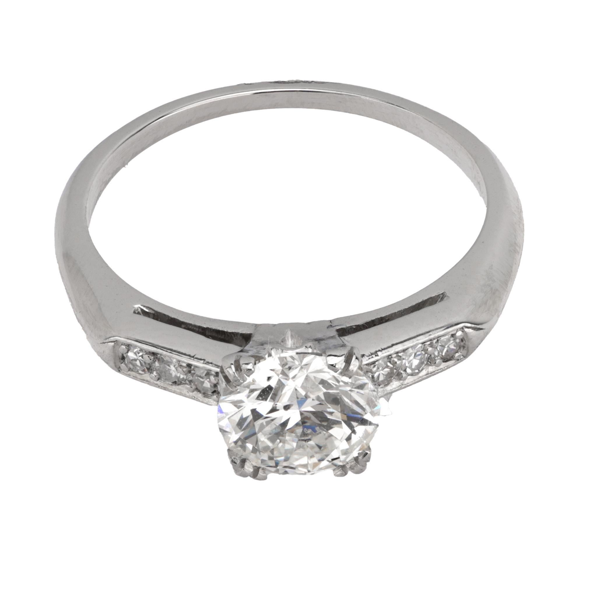 Modern Mid Century GIA 1.01 carat diamond platinum engagement ring For Sale