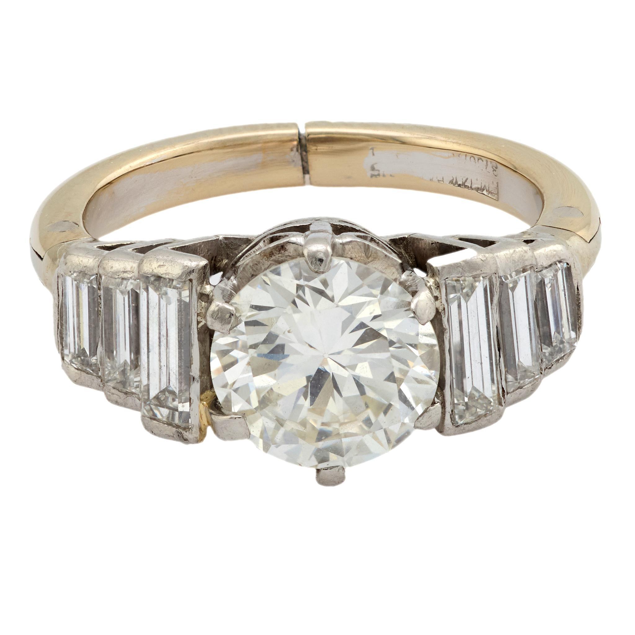 Contemporary Mid Century GIA 1.52 carat diamond platinum engagement ring For Sale