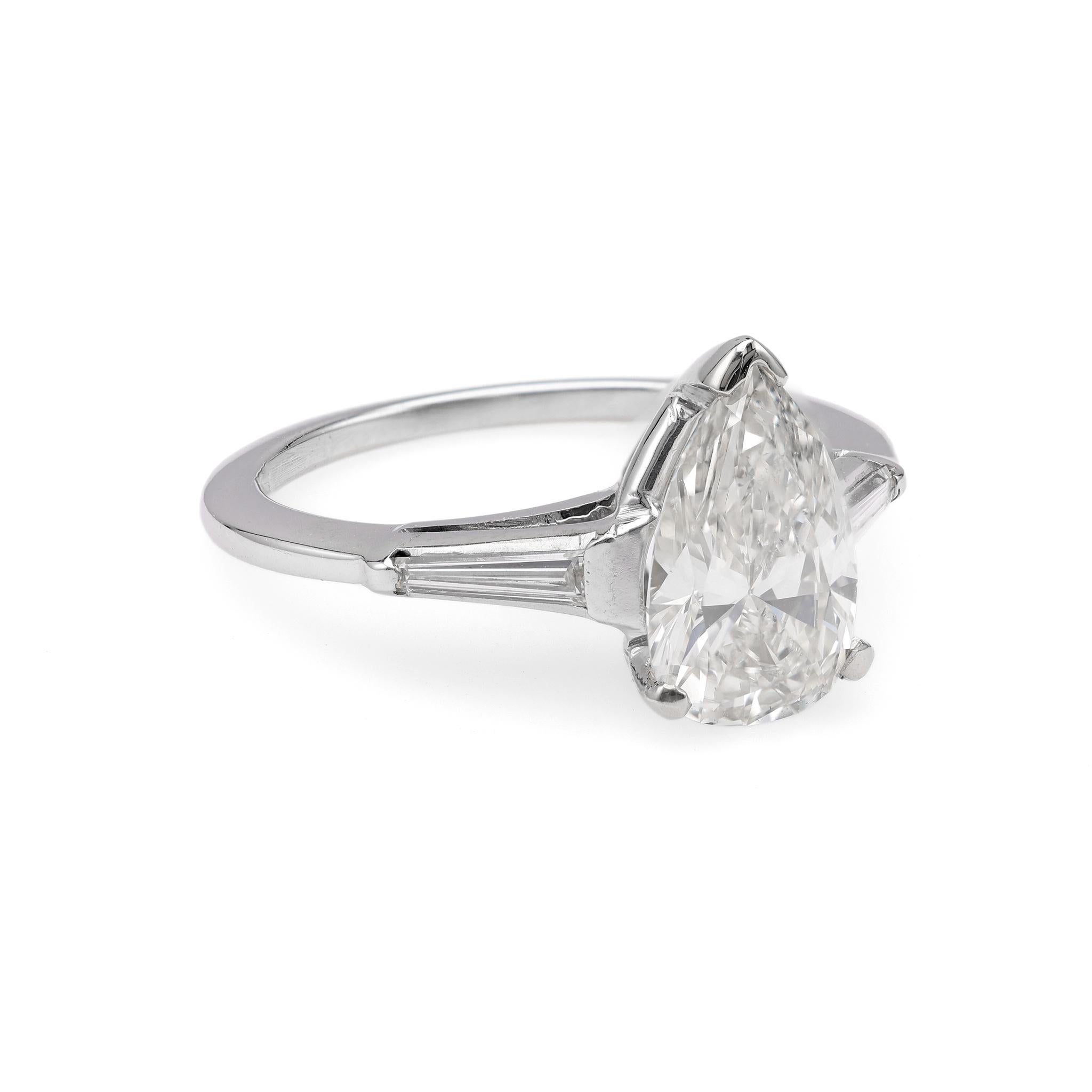 Women's or Men's Mid-Century GIA 1.55 Carat Pear Cut Diamond 14k White Gold Ring For Sale