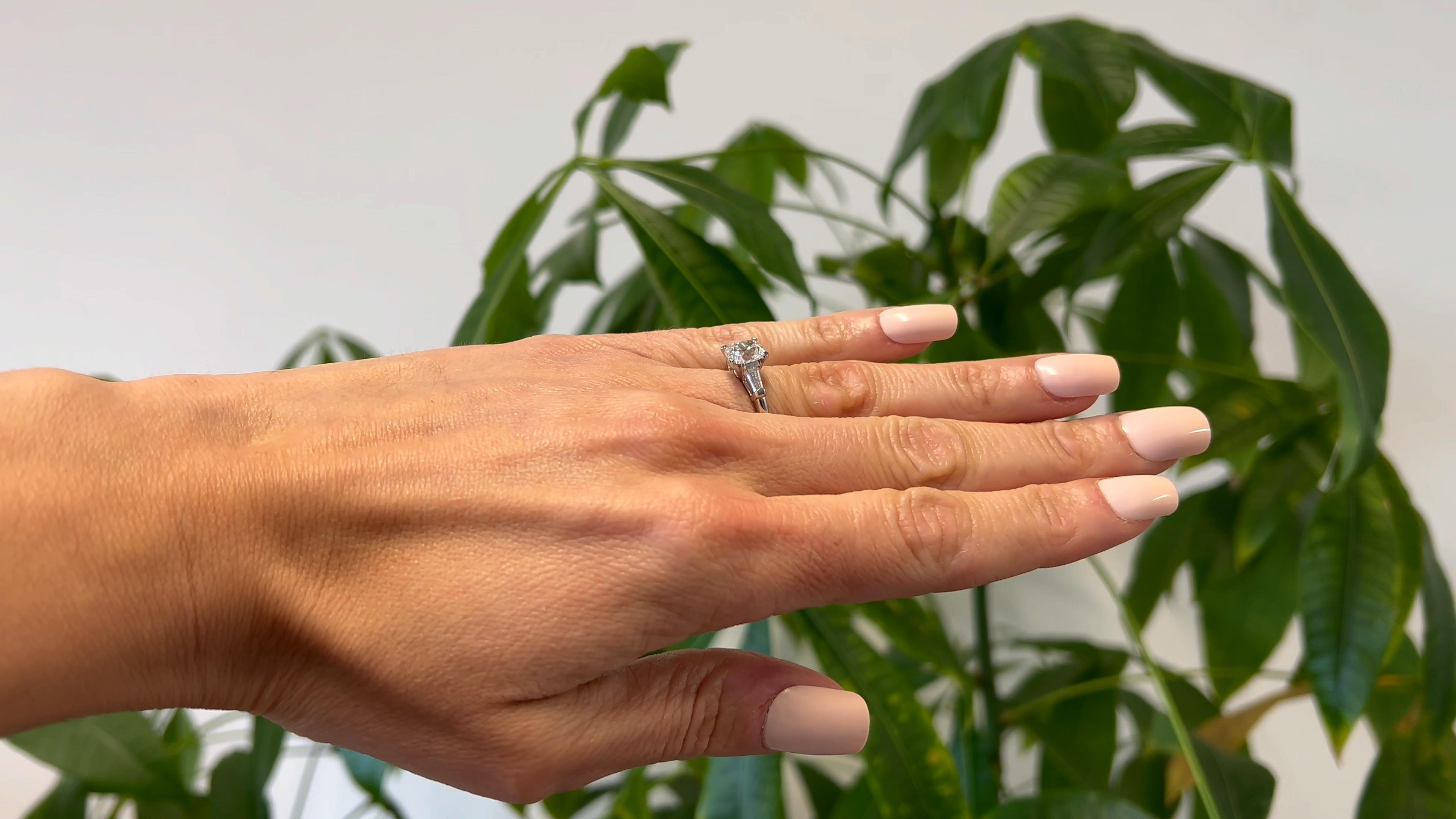 Women's or Men's Mid Century GIA 1.57 Carat Old Mine Cut Diamond Platinum Ring For Sale