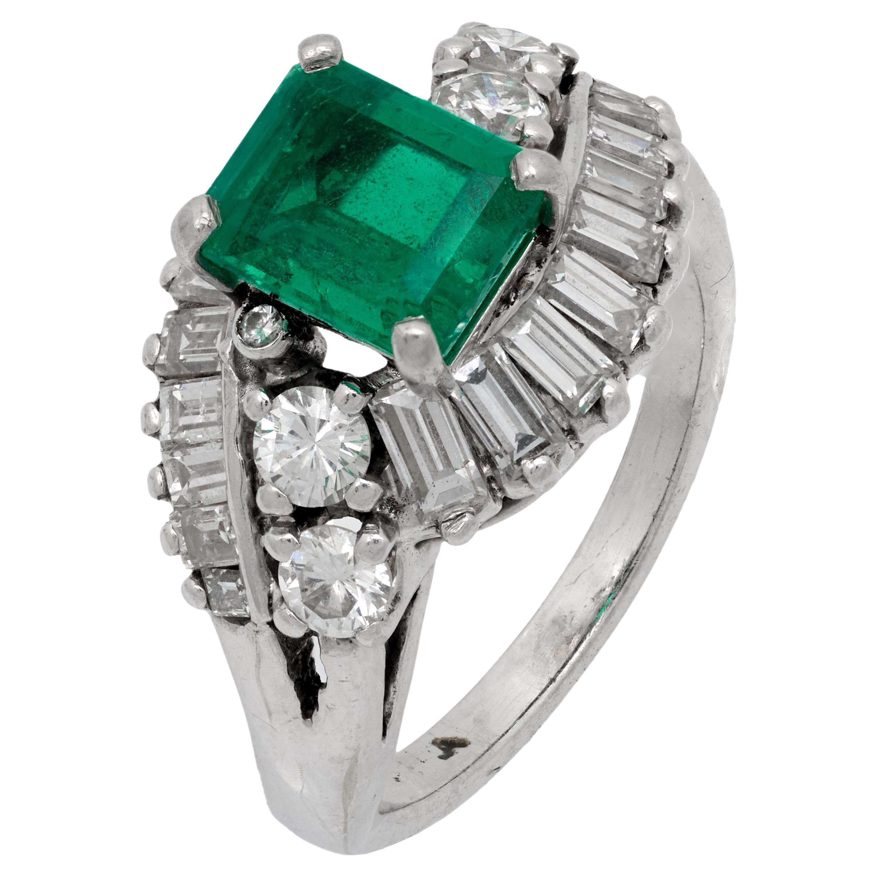 Mid Century GIA 2 carat emerald diamond 14k white gold cocktail ring For Sale