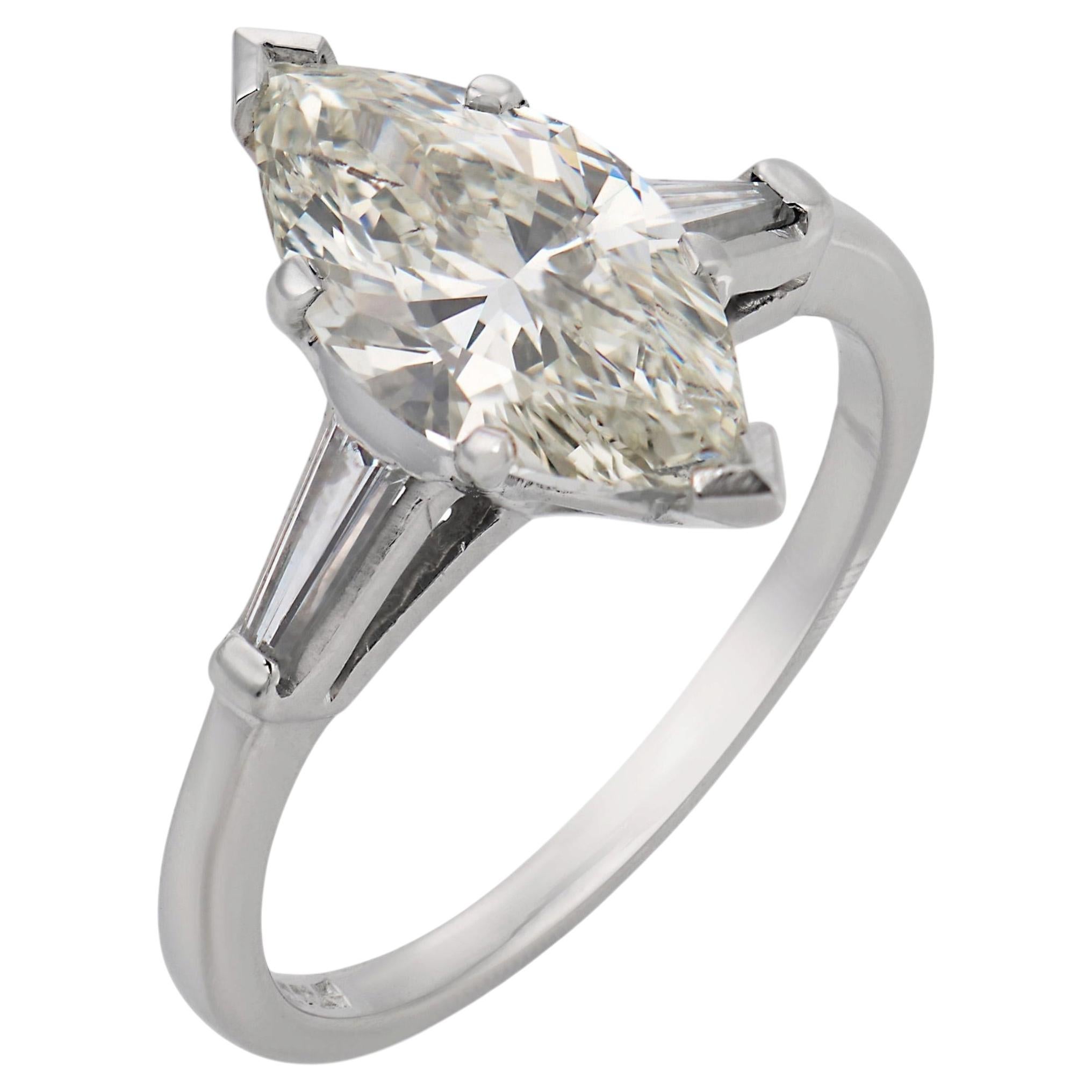 Mid Century GIA 2.00 carat marquise cut diamond platinum engagement ring For Sale