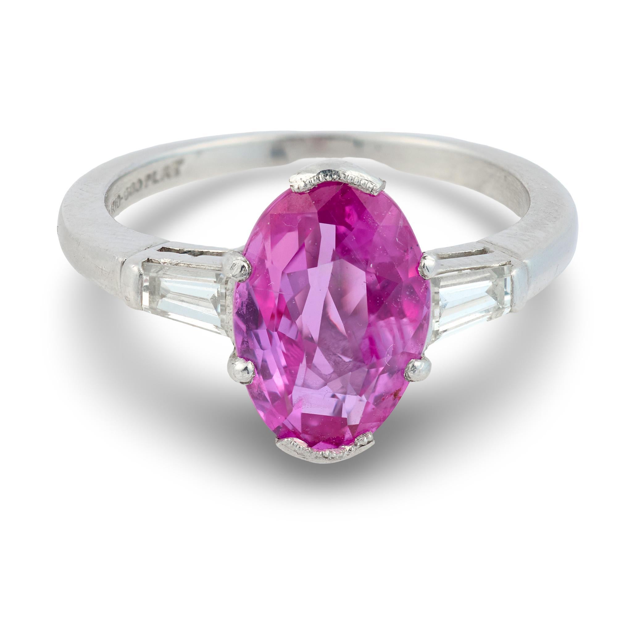 Platinring mit GIA 2.53 Karat unbehandeltem Saphir und Diamant, Mitte des Jahrhunderts (Zeitgenössisch) im Angebot