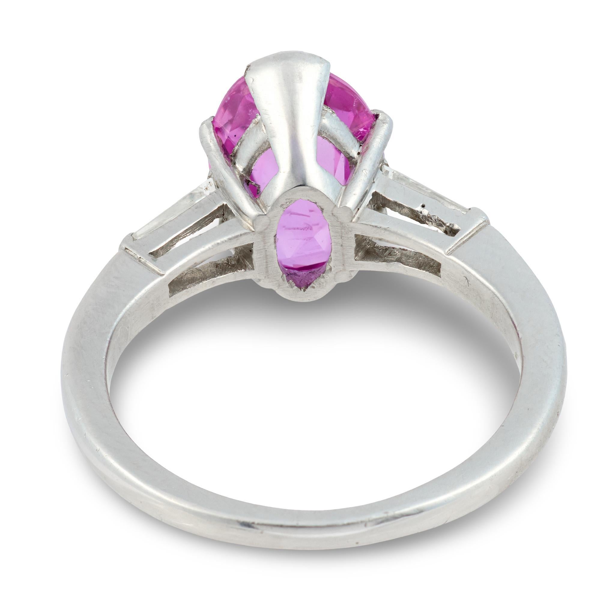 Platinring mit GIA 2.53 Karat unbehandeltem Saphir und Diamant, Mitte des Jahrhunderts Damen im Angebot