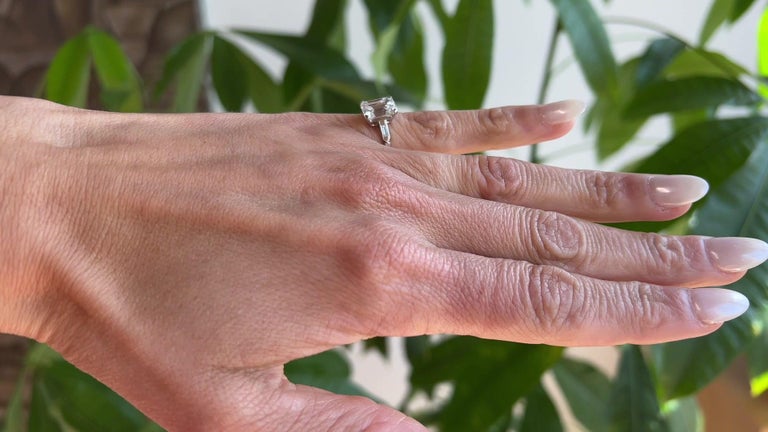 Women's or Men's Mid-Century GIA 3.06 Carats Emerald Cut Diamond Platinum Engagement Ring