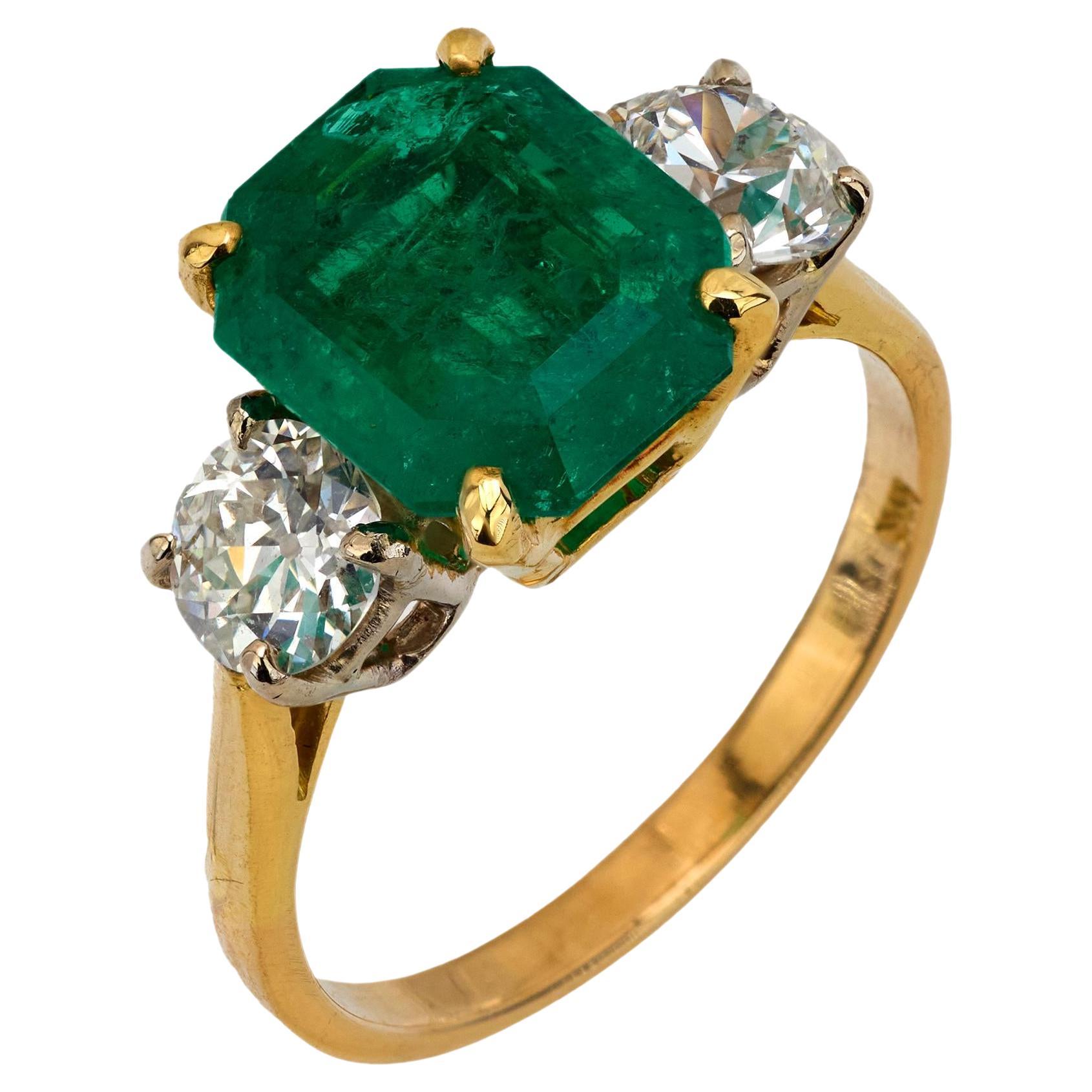 Anillo de oro amarillo de 18 quilates con diamante esmeralda colombiana de 3,25 quilates GIA de mediados de siglo