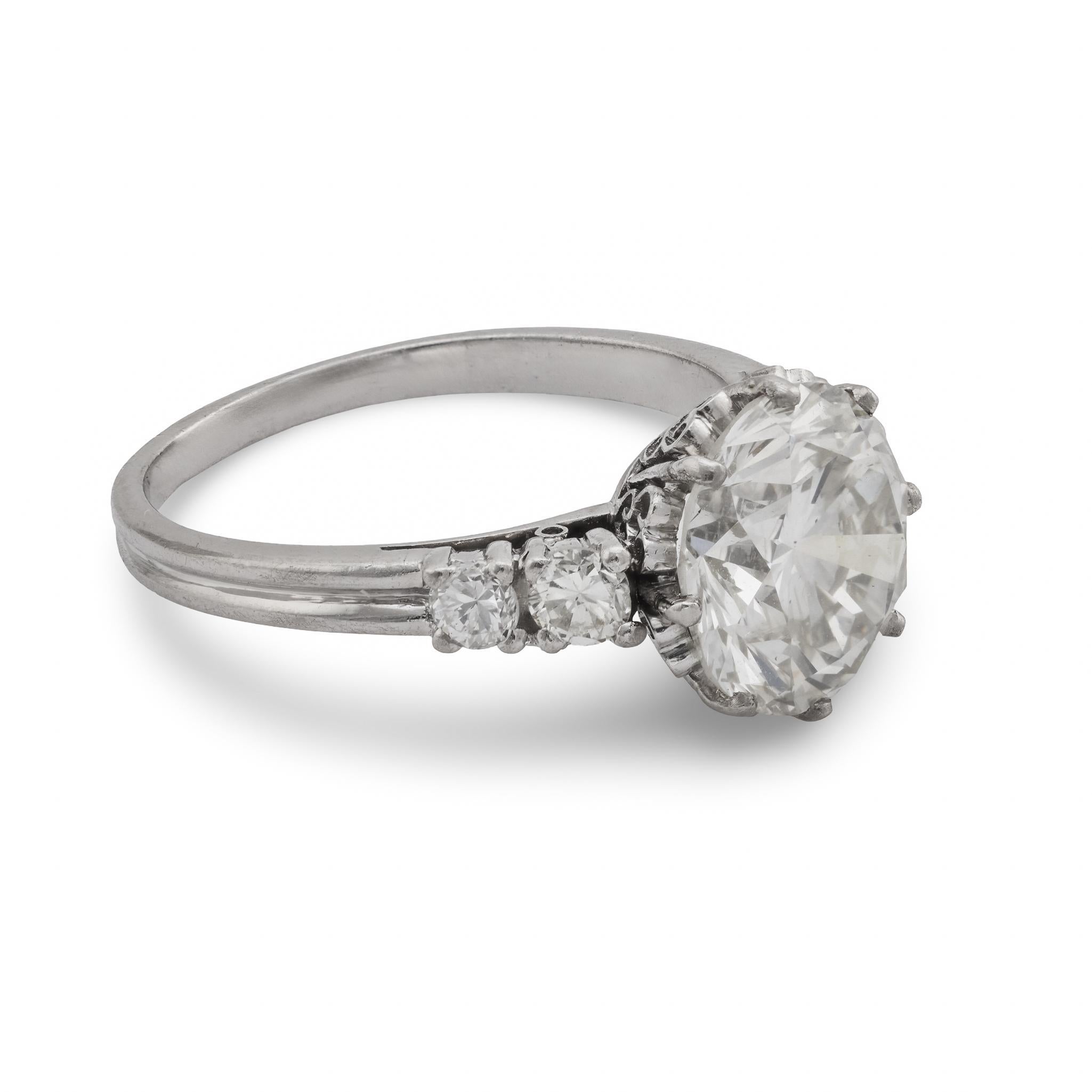 Bague en platine de 3.32 carats de diamants ronds de taille brillant GIA du milieu du siècle Bon état - En vente à Beverly Hills, CA