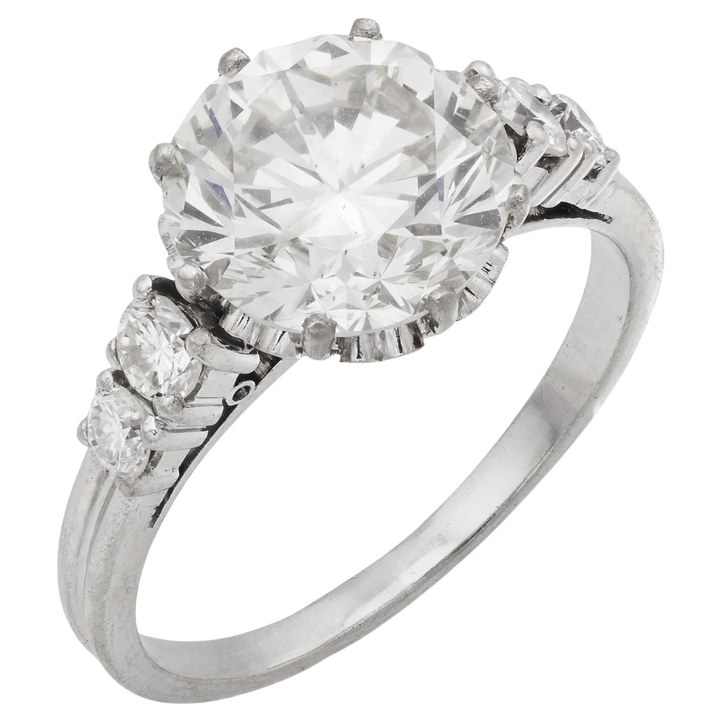 Bague en platine de 3.32 carats de diamants ronds de taille brillant GIA du milieu du siècle