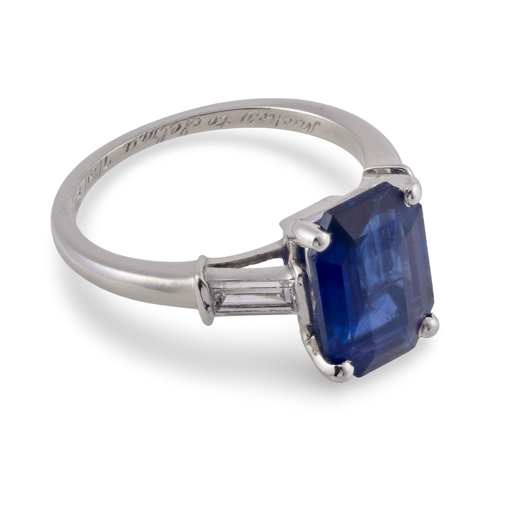 Anello di metà secolo GIA con zaffiro di Ceylon e diamante da 3.36 carati in platino In condizioni buone in vendita a Beverly Hills, CA