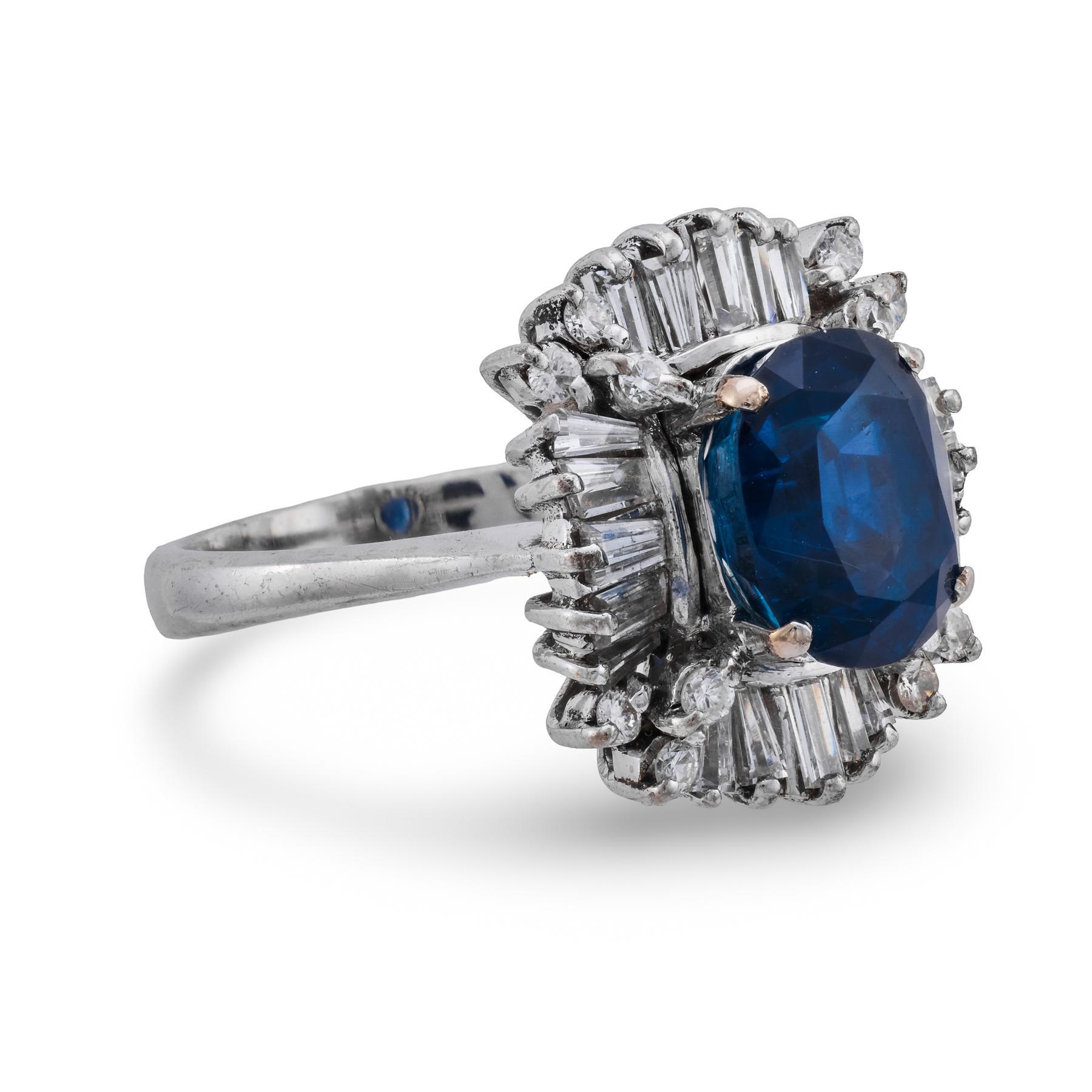 Contemporain Bague en platine GIA de 4,00 carats de saphir de Birmanie sans chaleur en vente