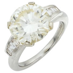 Anello di metà secolo GIA con diamante rotondo taglio brillante da 5,07 carati in platino