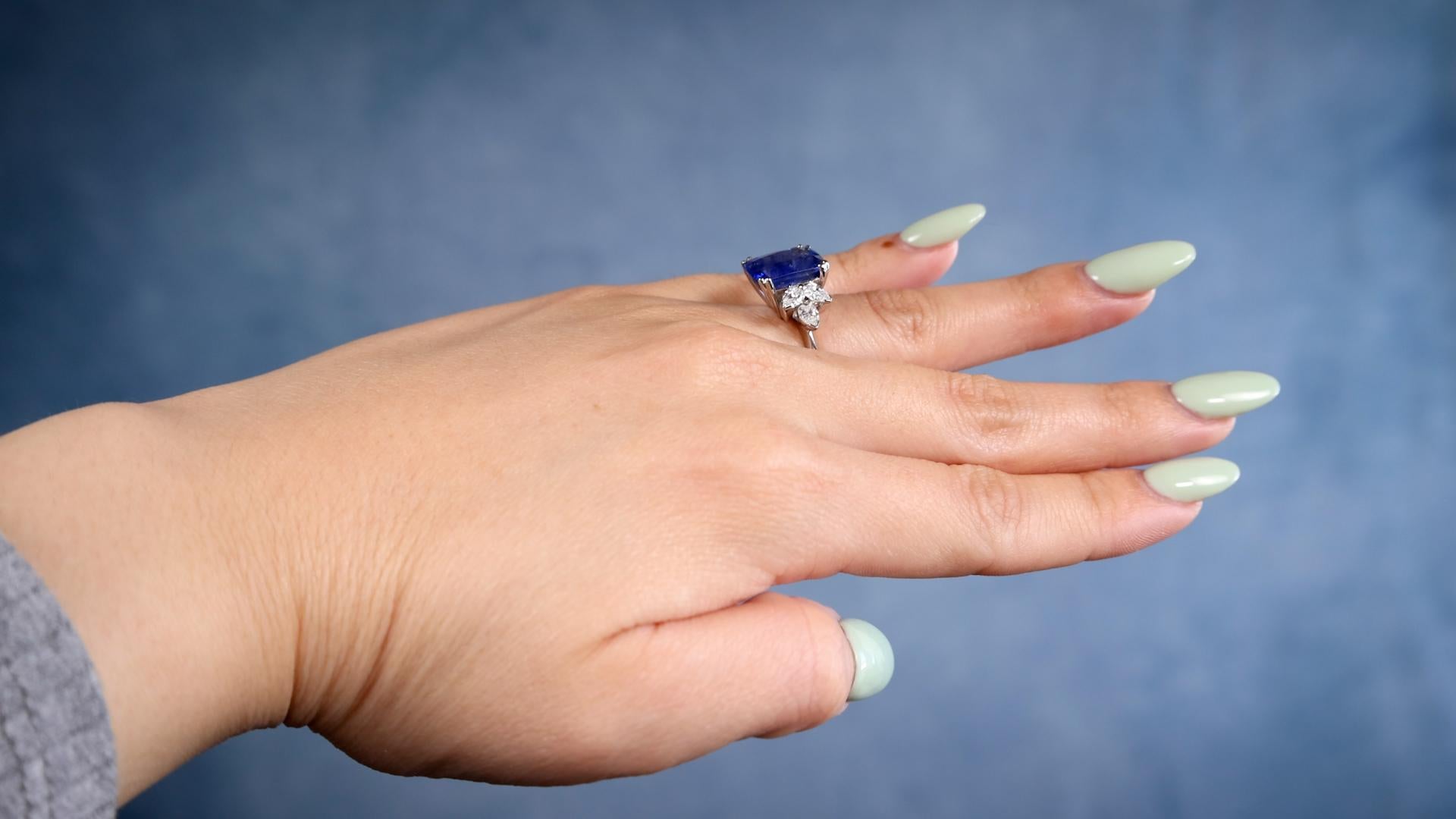 Cushion Cut Mid-Century GIA 5.17 Carat Sapphire Diamond Platinum Ring For Sale