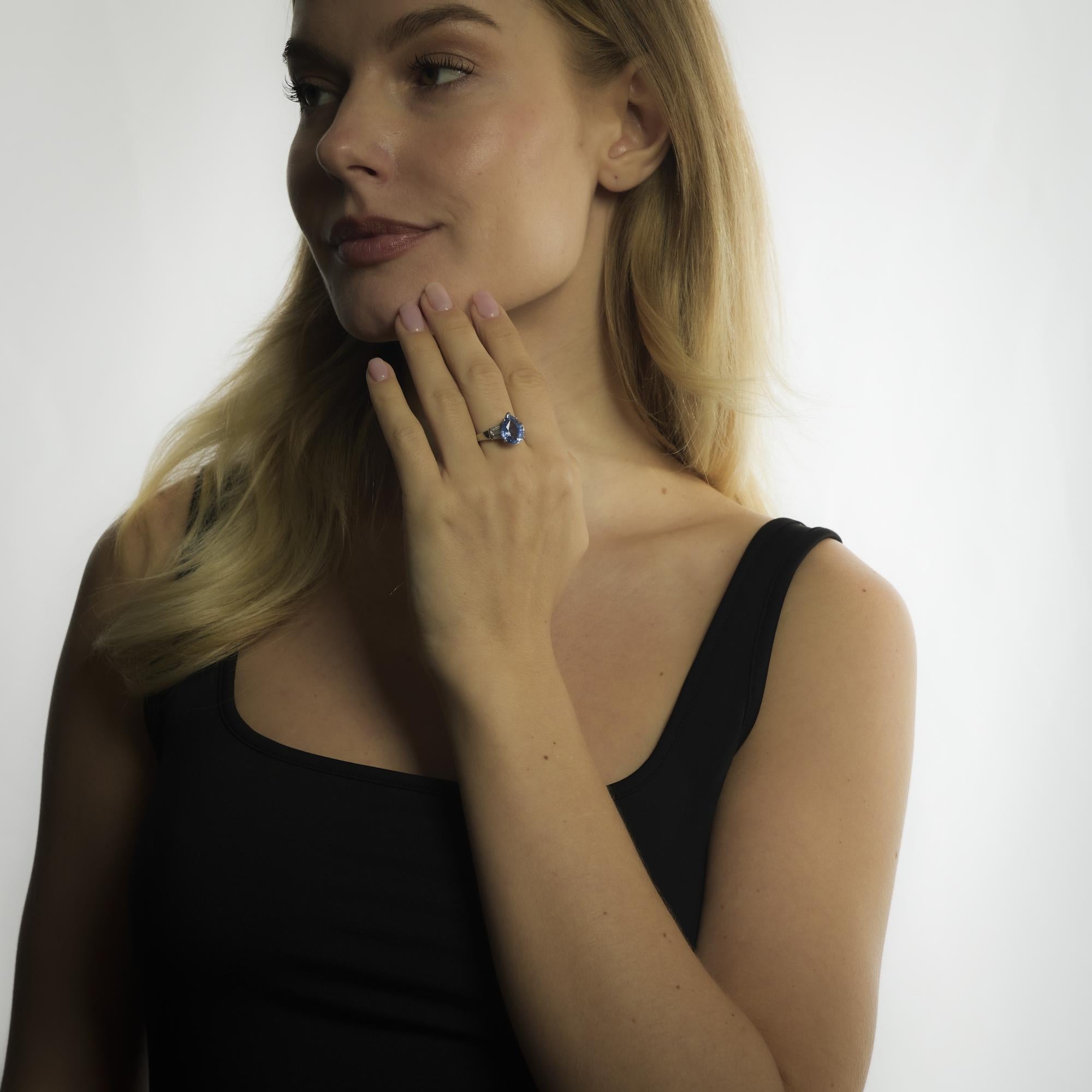 Pear Cut Mid Century GIA 6.16 carat Ceylon sapphire diamond platinum ring For Sale