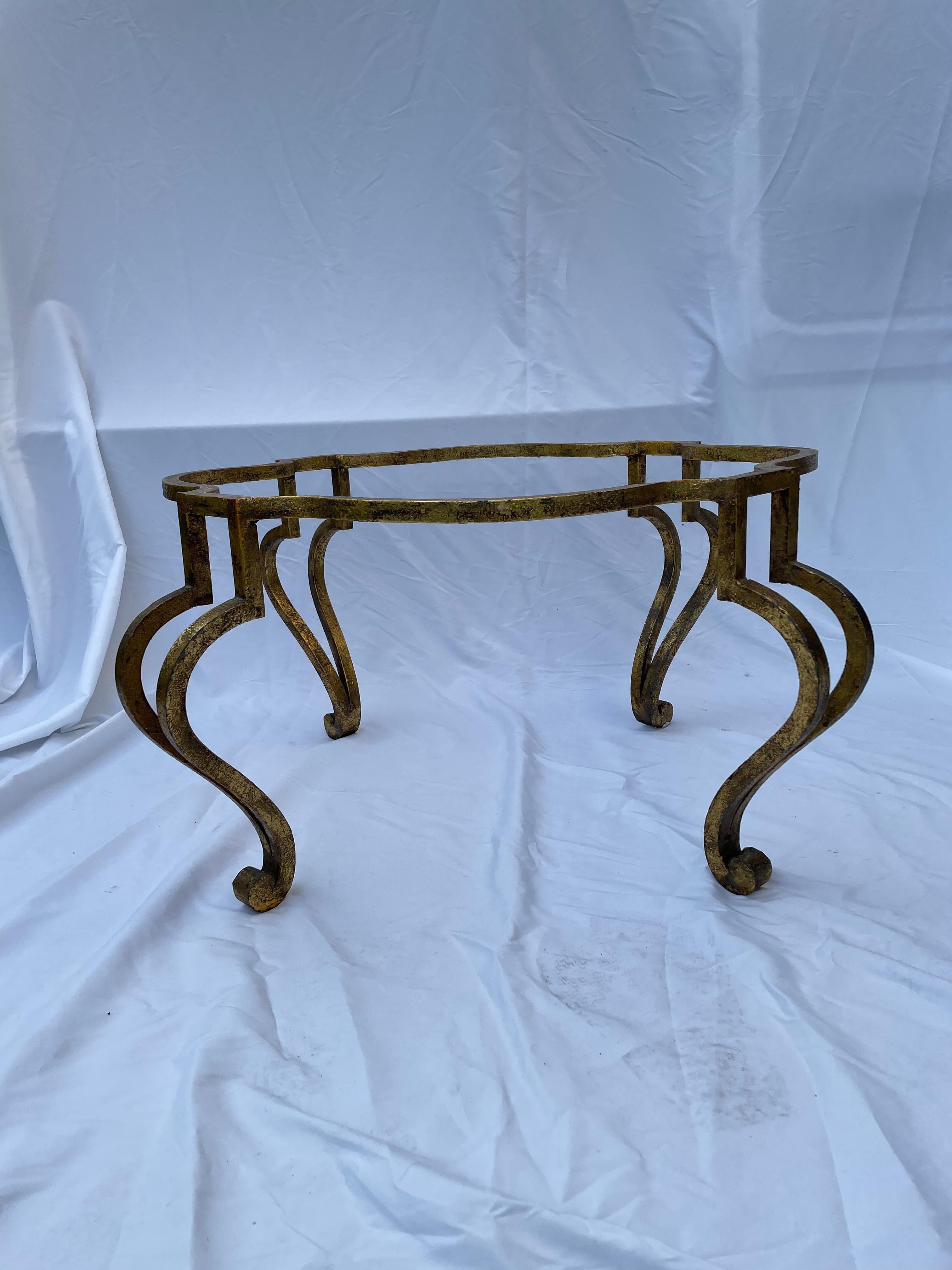 French Deco Gilded Iron Coffee Table In Good Condition For Sale In W Allenhurst, NJ