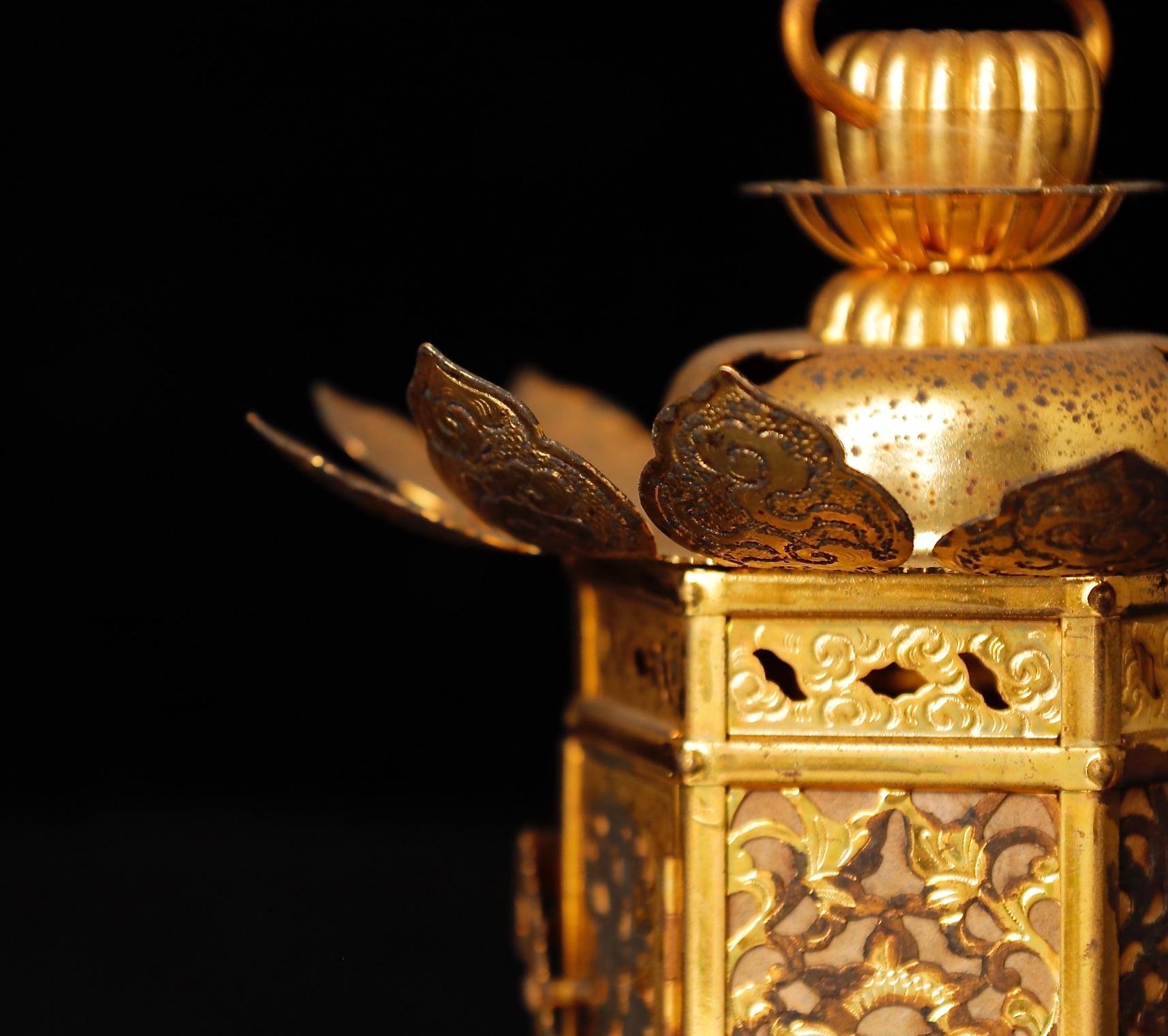 Mid-Century Gilded Buddhist Altar Lanterns For Sale 5