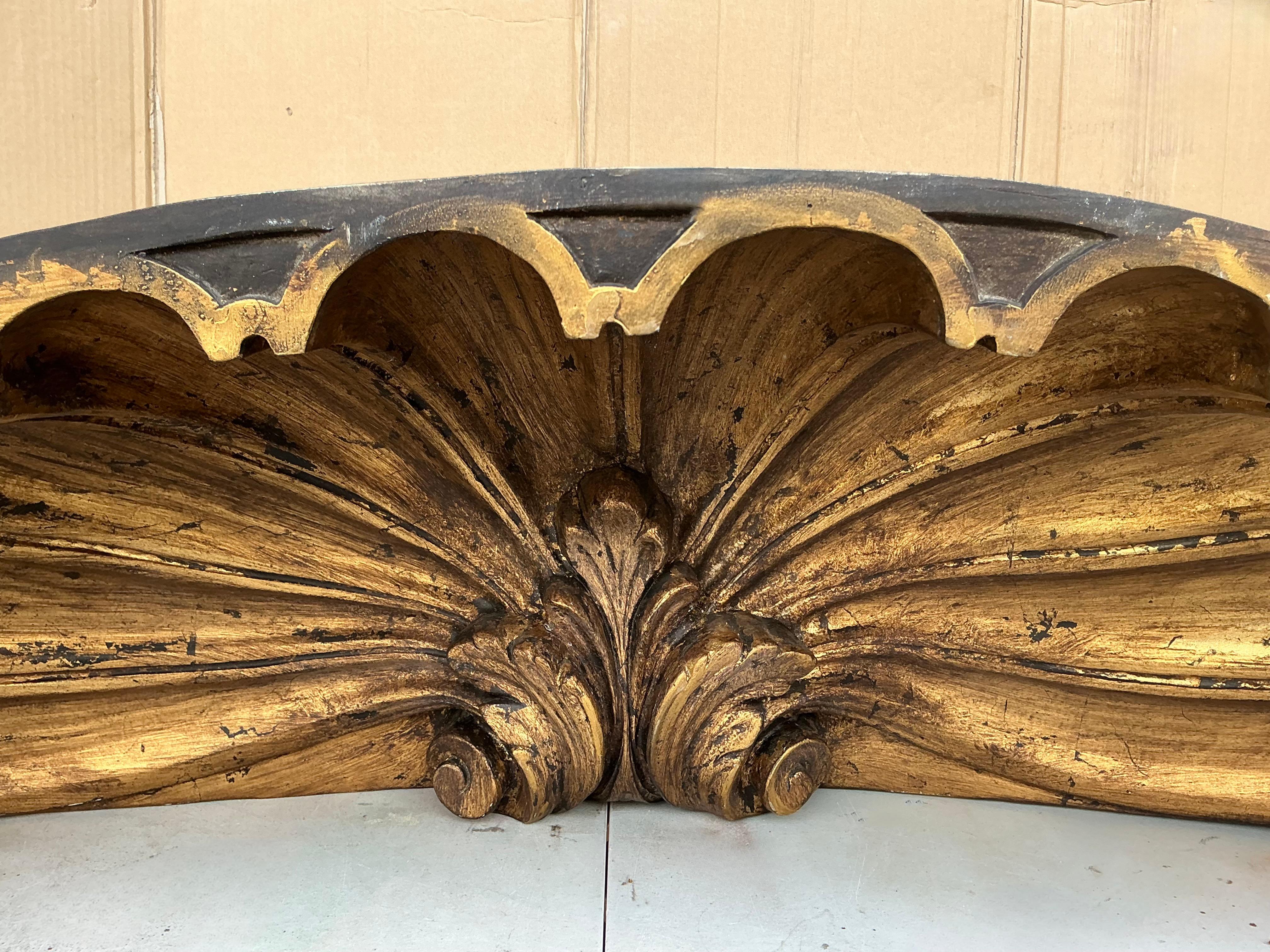 Hollywood Regency Mid-Century Gilded Shell Form Architectural Fragments - Pair For Sale
