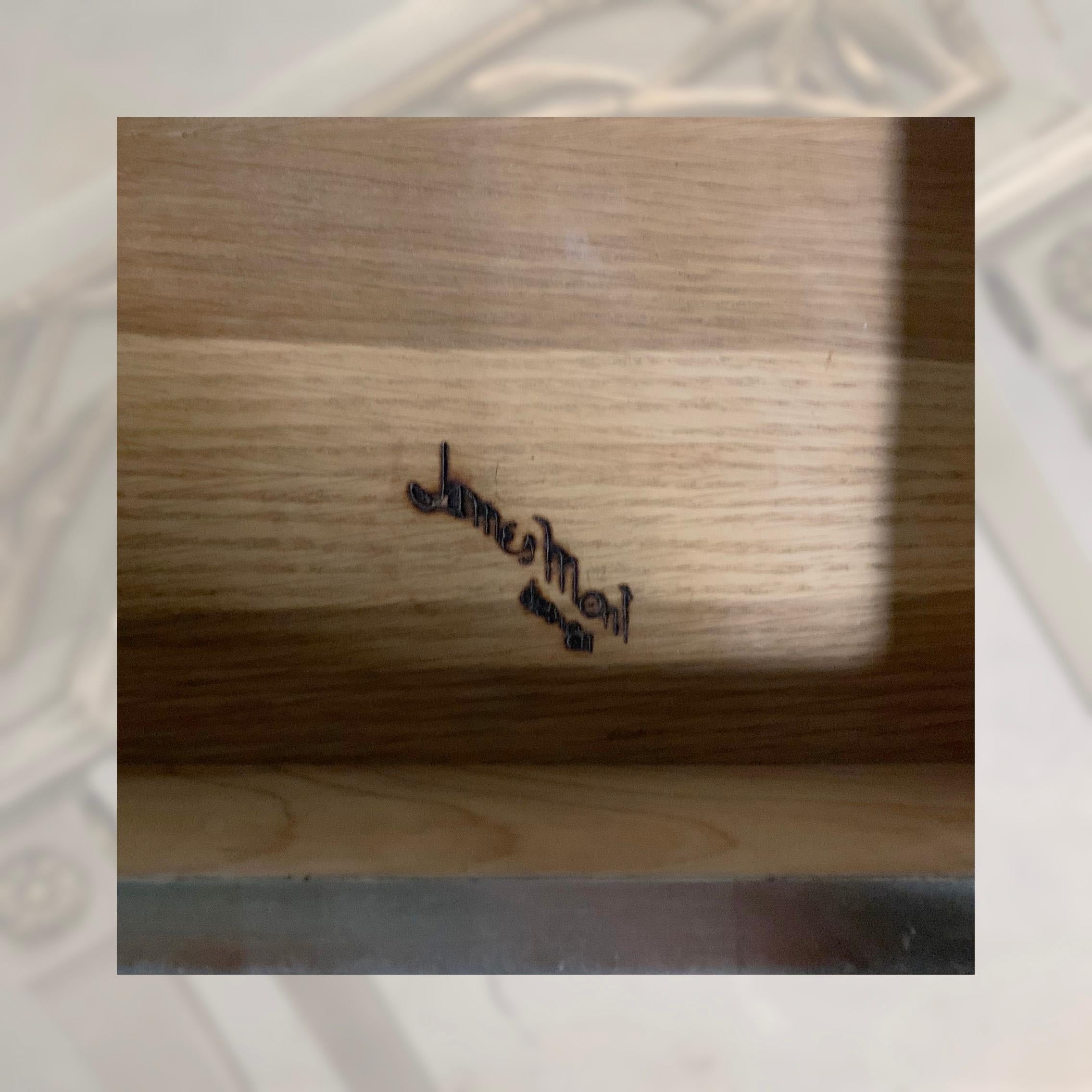 Bois Commode de coiffeuse du milieu du siècle en bois doré, table de coiffeuse de James Mont