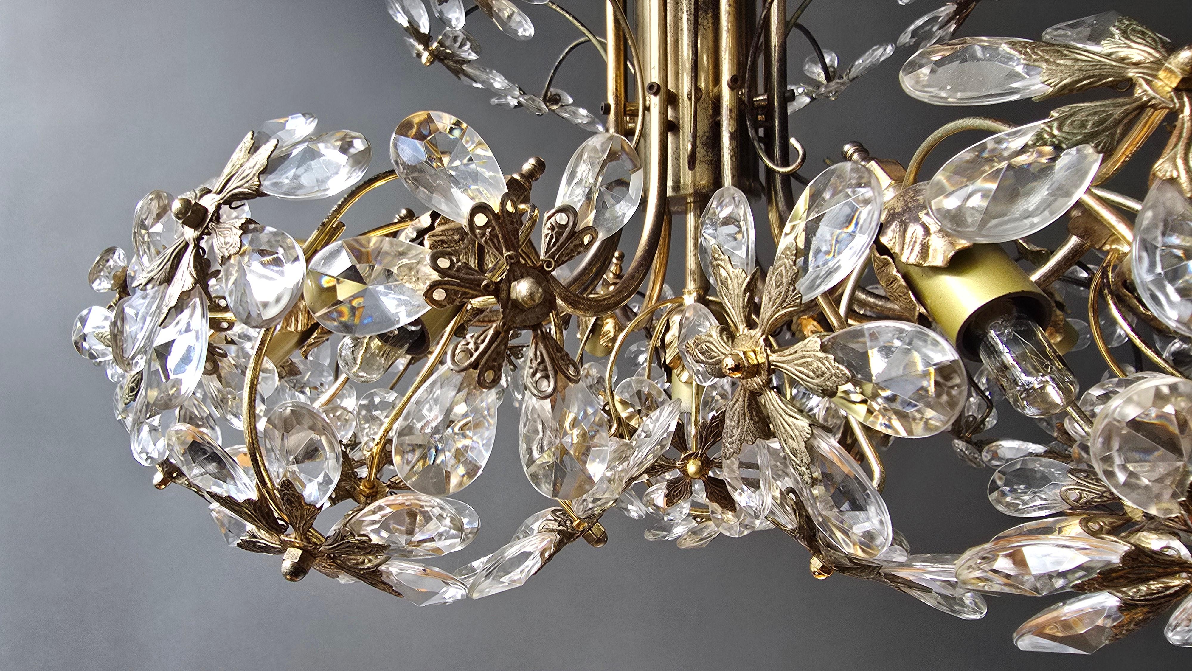 Lustre du milieu du siècle en laiton doré et cristal floral, attribué à Palwa, Allemagne en vente 4