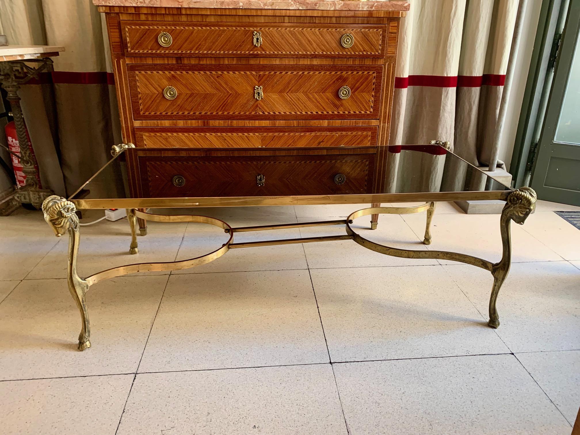Table basse en bronze doré du milieu du siècle, style Jansen, plateau en verre noir en vente 6