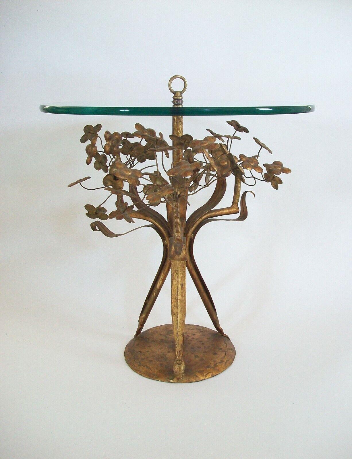 Italian Mid Century Gilt Metal 'Flower' Occasional Table, Italy, C.1960's For Sale