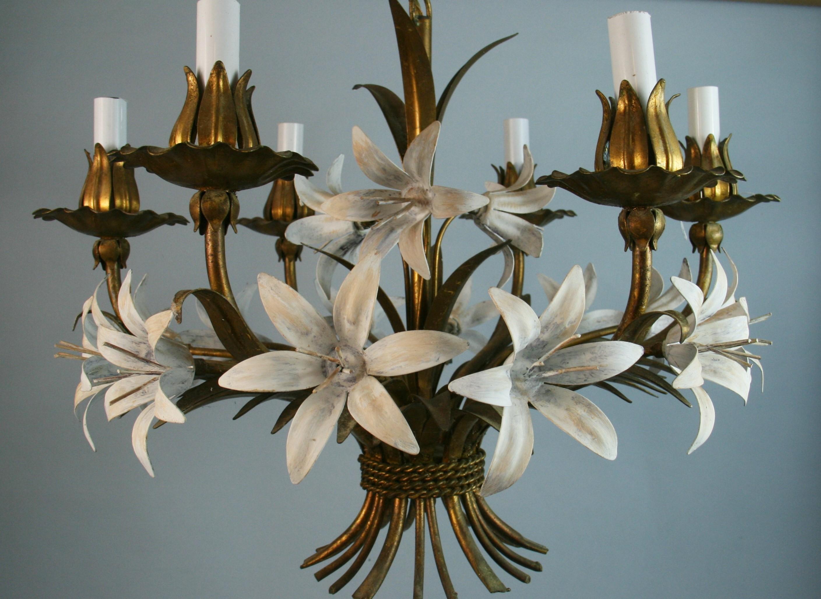 Mid Century Gilt Tole Italian Flower Six-Light Chandelier For Sale 1