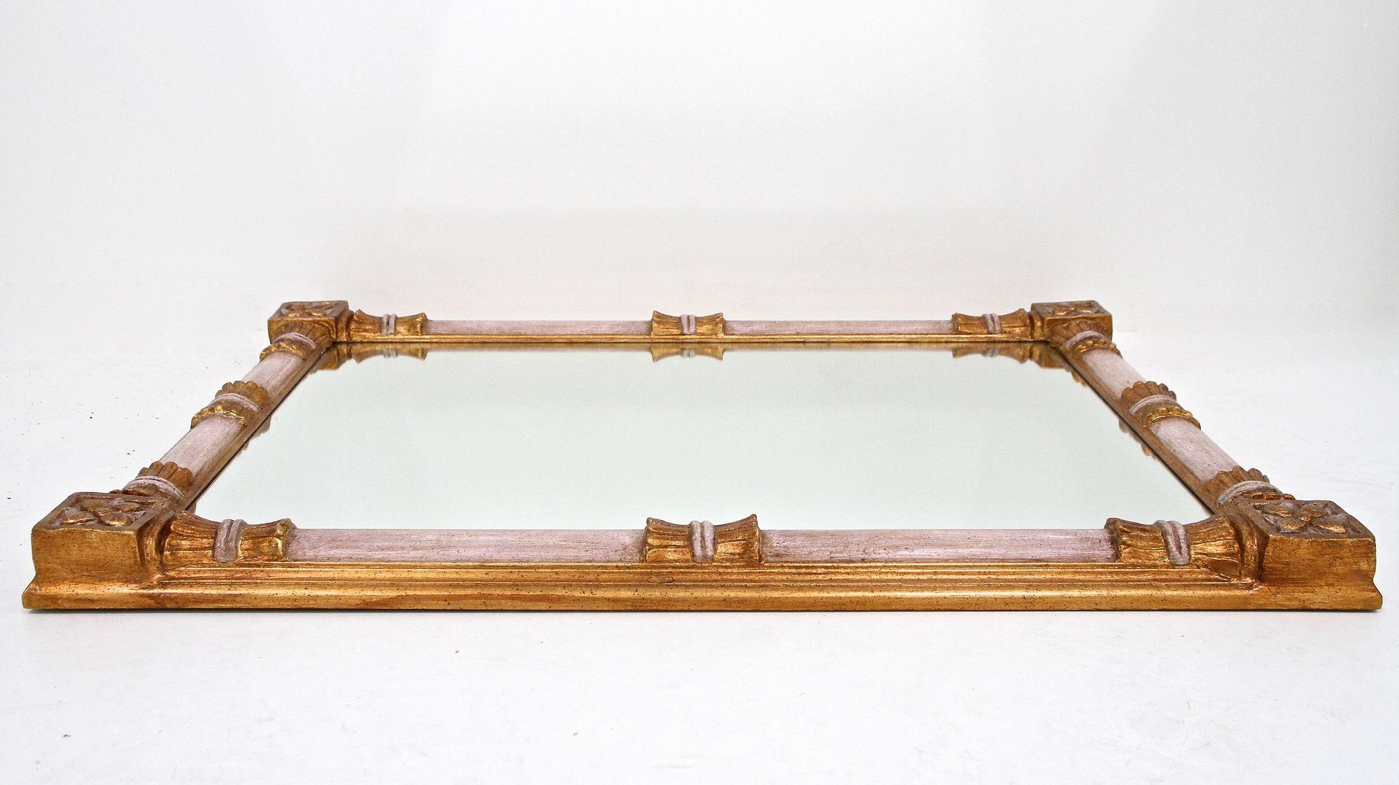 Mid Century Gilt Wall Mirror, Handcarved, 20th Century - Italy ca. 1950 For Sale 7