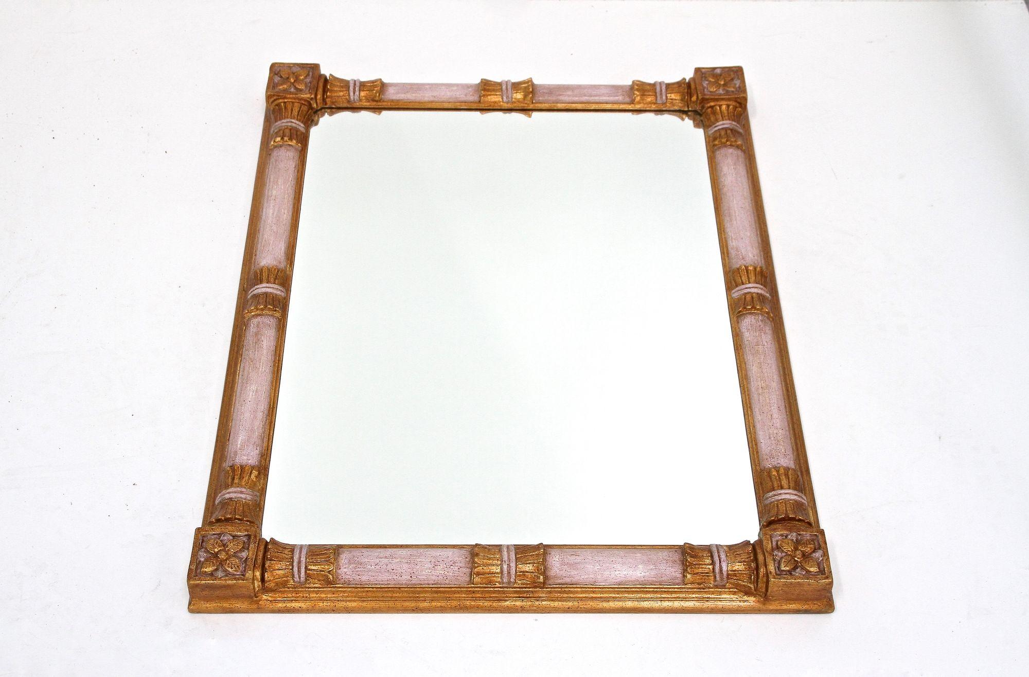Mid Century Gilt Wall Mirror, Handcarved, 20th Century - Italy ca. 1950 For Sale 8
