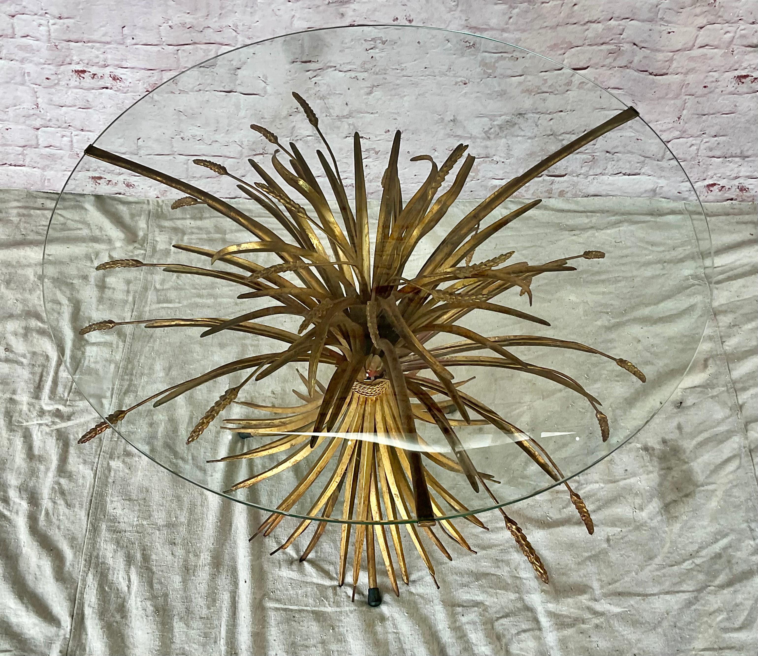 Tavolino vintage di Coco Chanel.
Stupendo e unico tavolino in stile Hollywood Regency della metà del secolo scorso, 