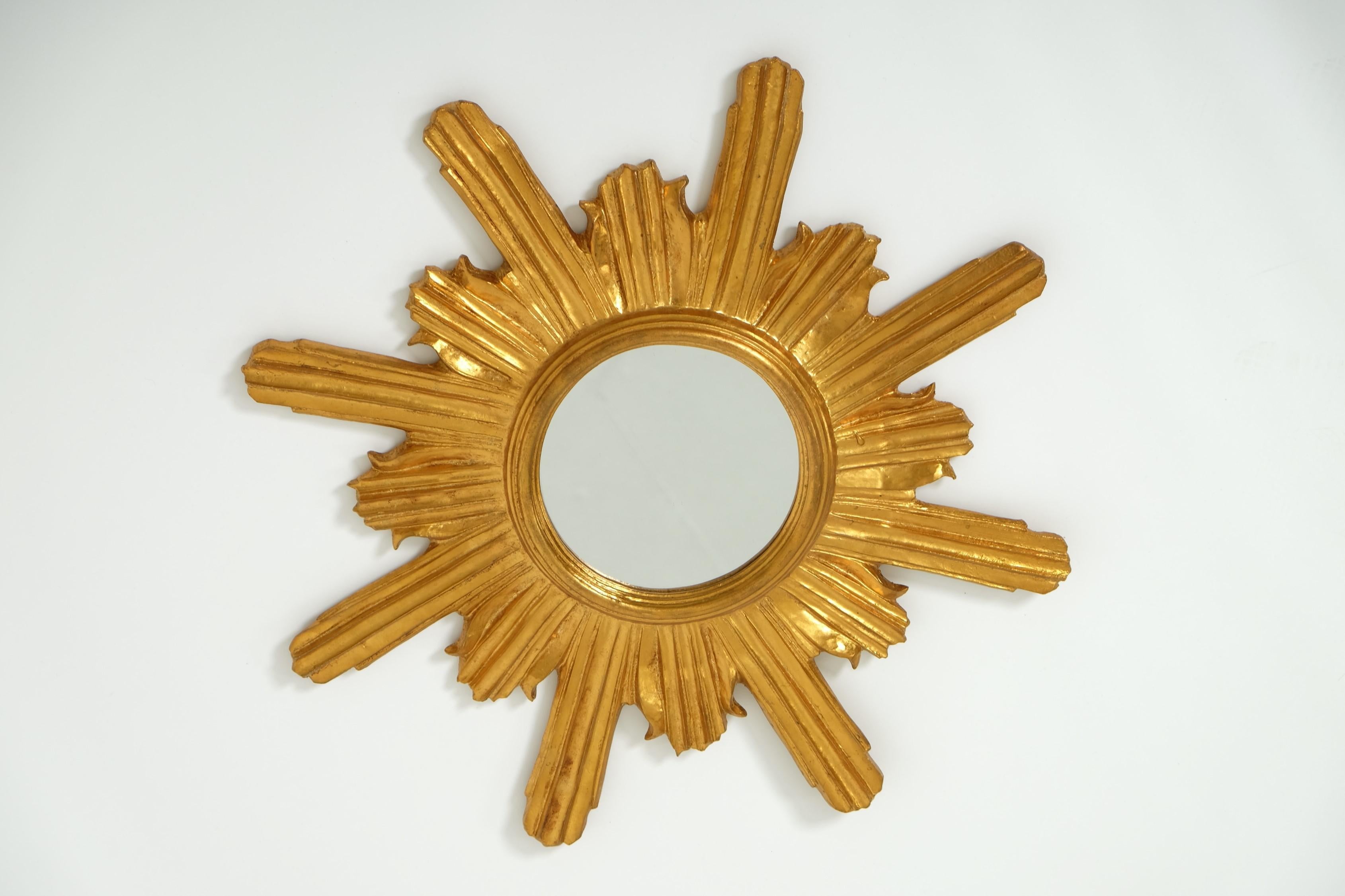 Mid Century Giltwood Sunburst-Spiegel, Italien 1960er Jahre (Italienisch) im Angebot