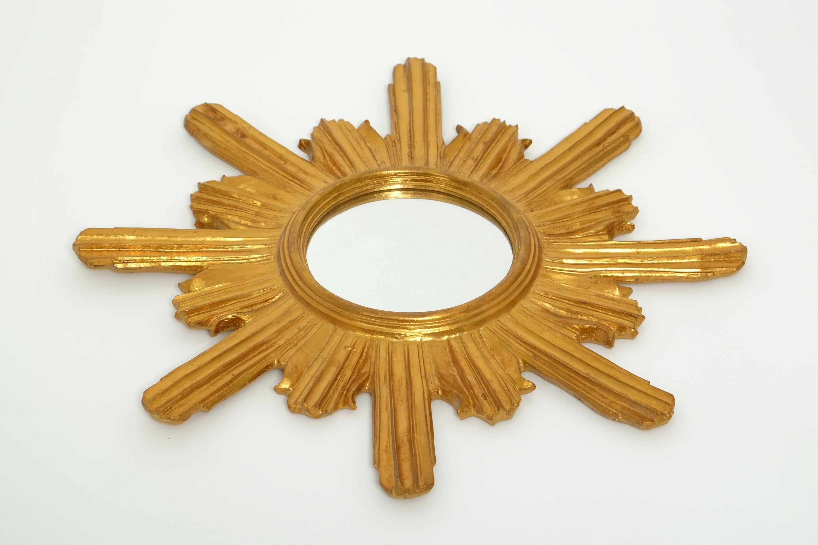 Mid Century Giltwood Sunburst-Spiegel, Italien 1960er Jahre im Angebot 2