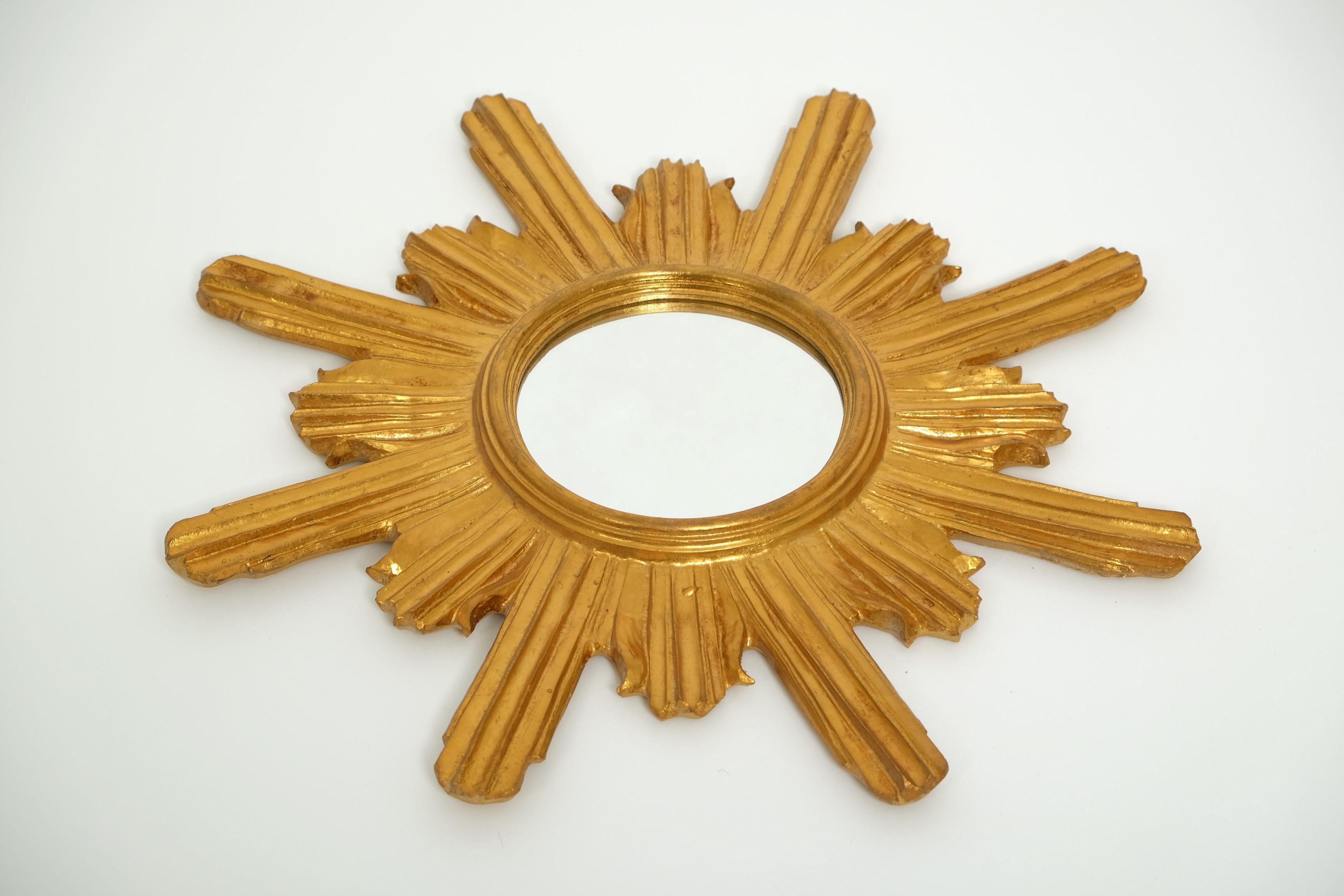 Mid Century Giltwood Sunburst-Spiegel, Italien 1960er Jahre im Angebot 3