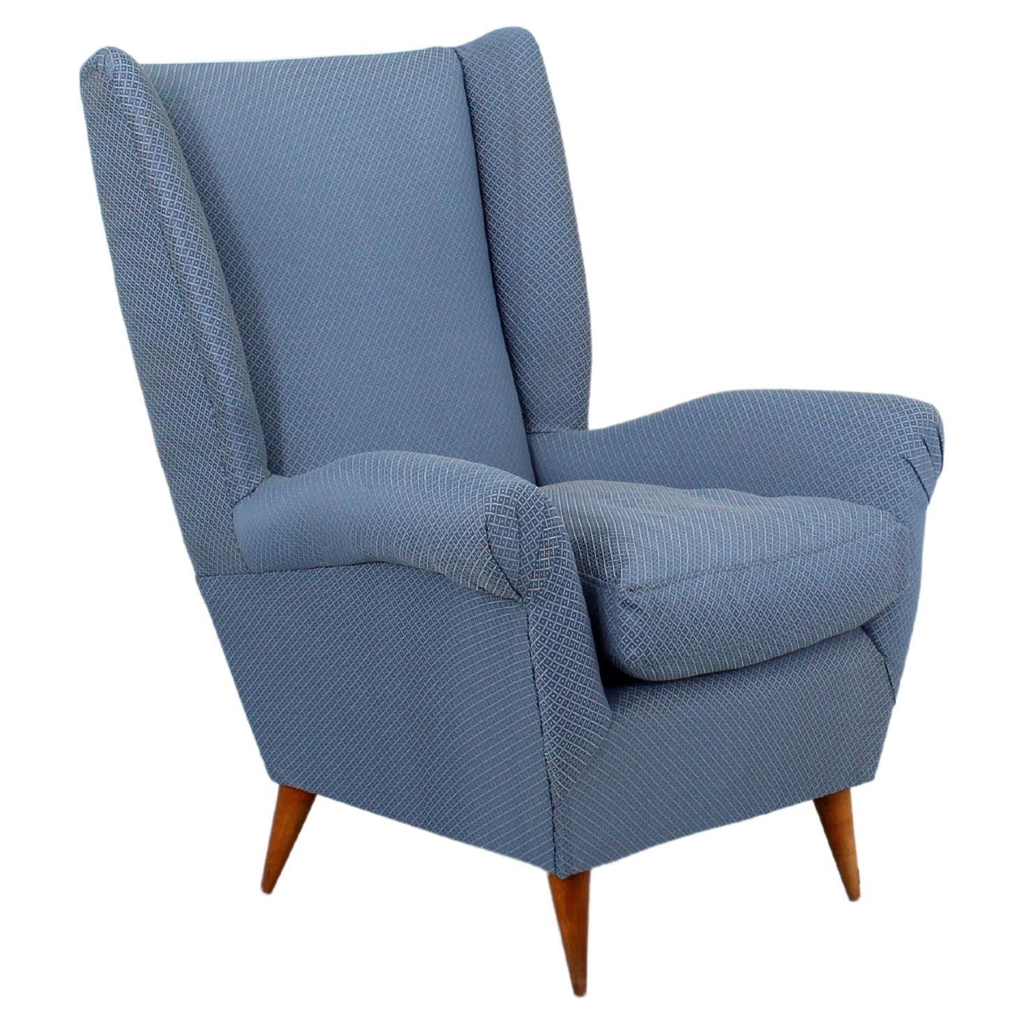 Mid-Century Giò Ponti (attr.) for ISA Wood and Blue Fabric Armchair 50s Italy  For Sale