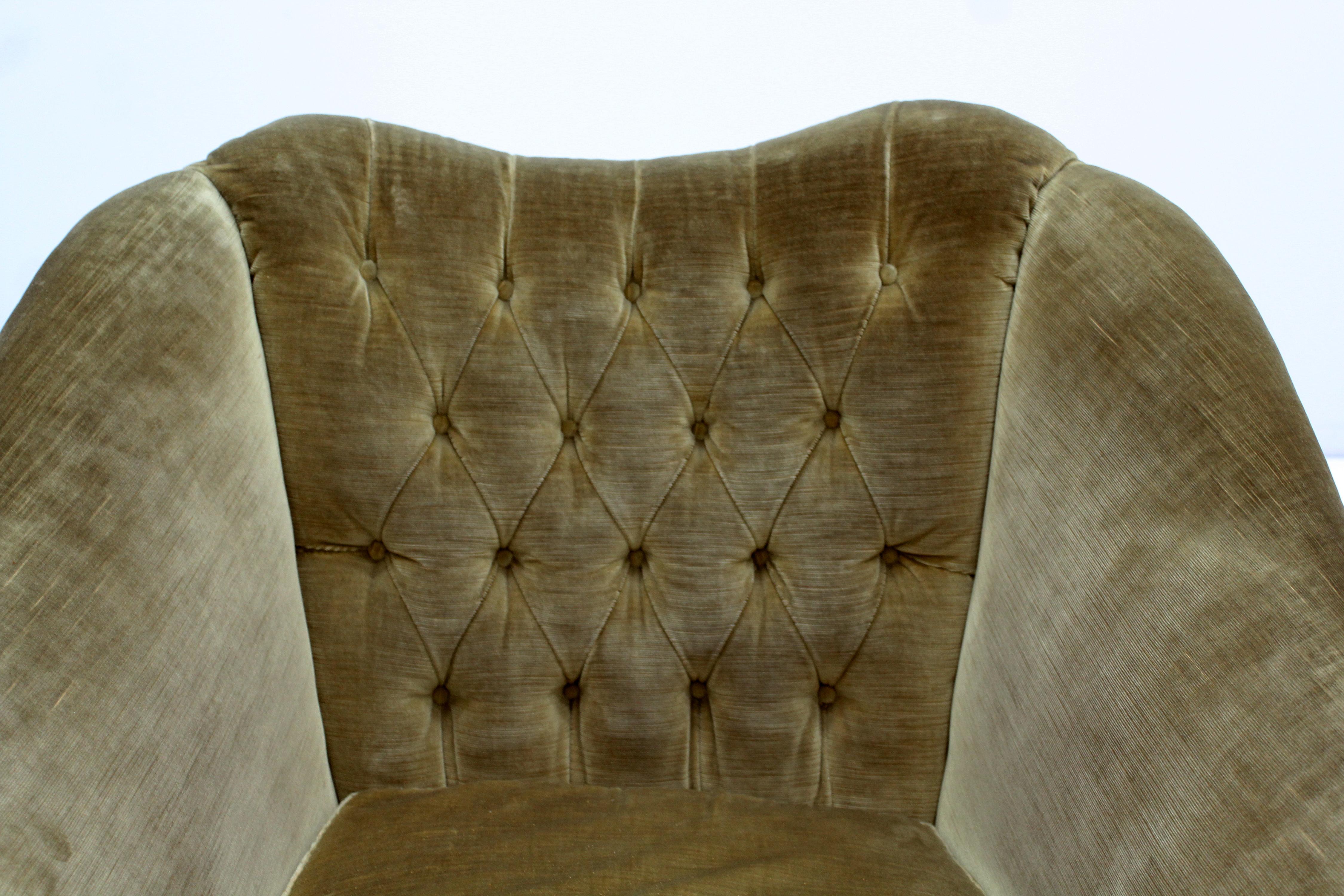 Mid-Century Velvet Armchair Style of Gio Ponti for 