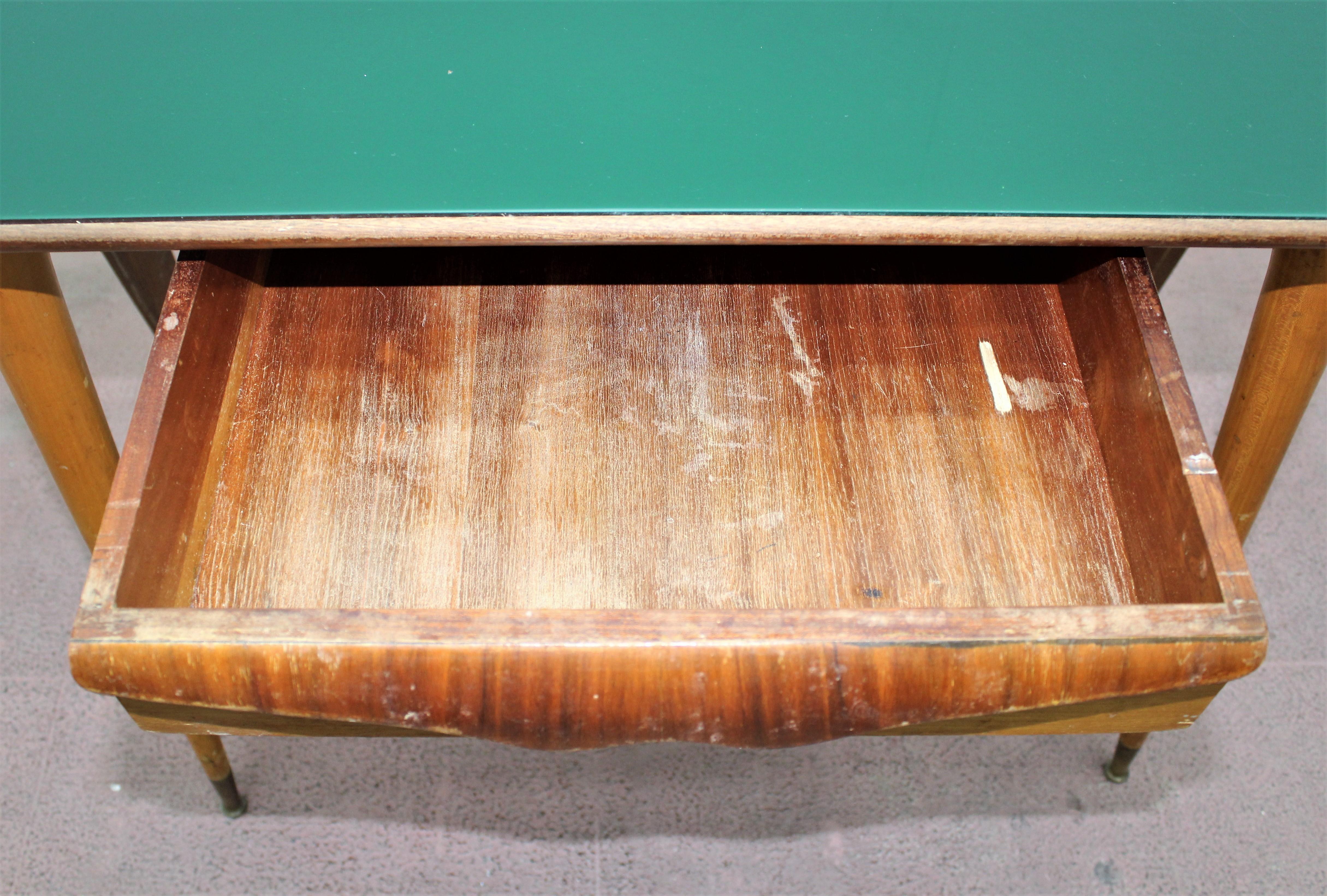 Midcentury Gio Ponti Maple Wood Console with Green Glass, Italy, 1950s 4
