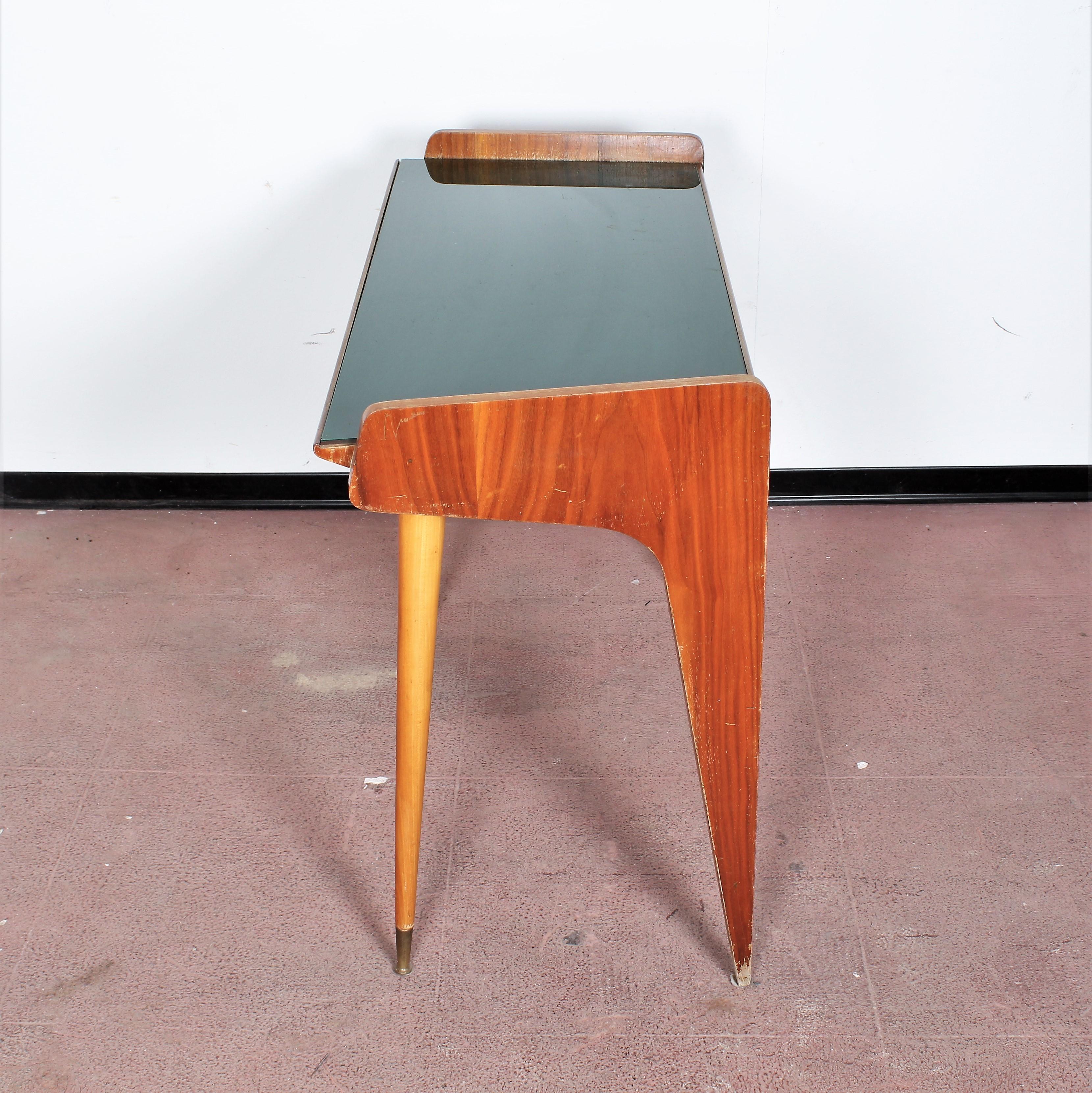 Midcentury Gio Ponti Maple Wood Console with Green Glass, Italy, 1950s 6