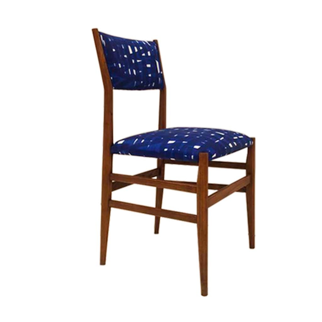 Mid-20th Century Mid-Century Gio Ponti Set of Four ‘Leggera 646’ Ashwood Italian Chairs, 1951 For Sale