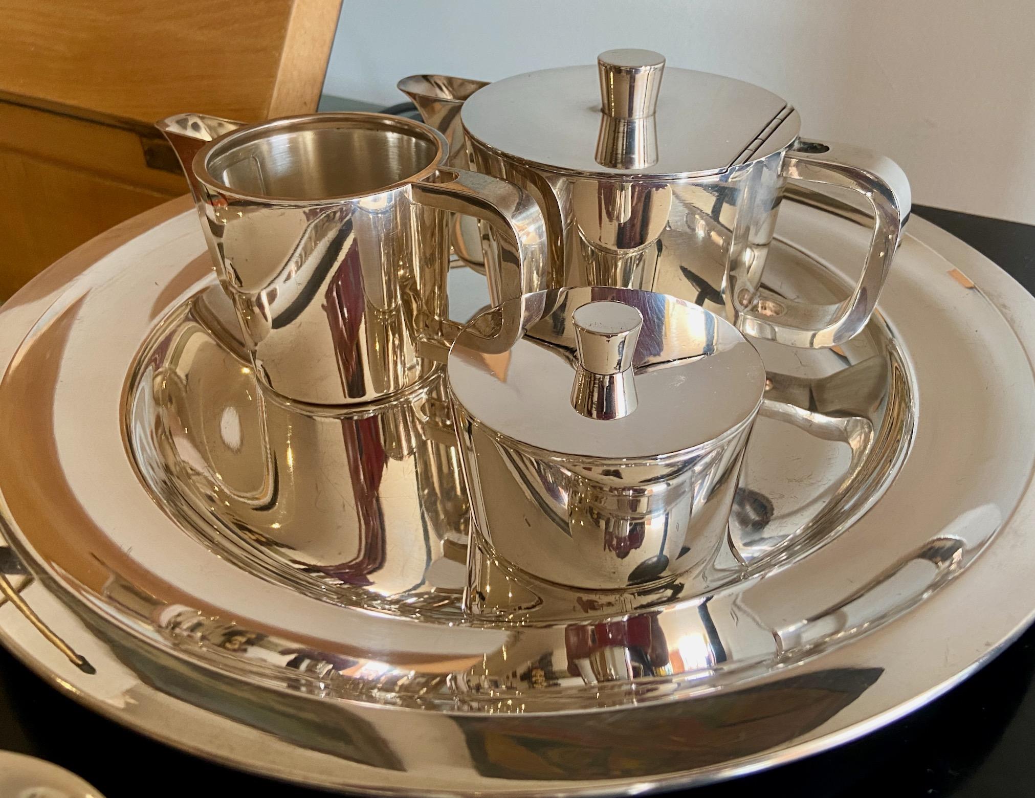 Mid-Century Gio Ponti Silver Plated Coffee and Tea set on a tray, A.Krupp Milano For Sale 6