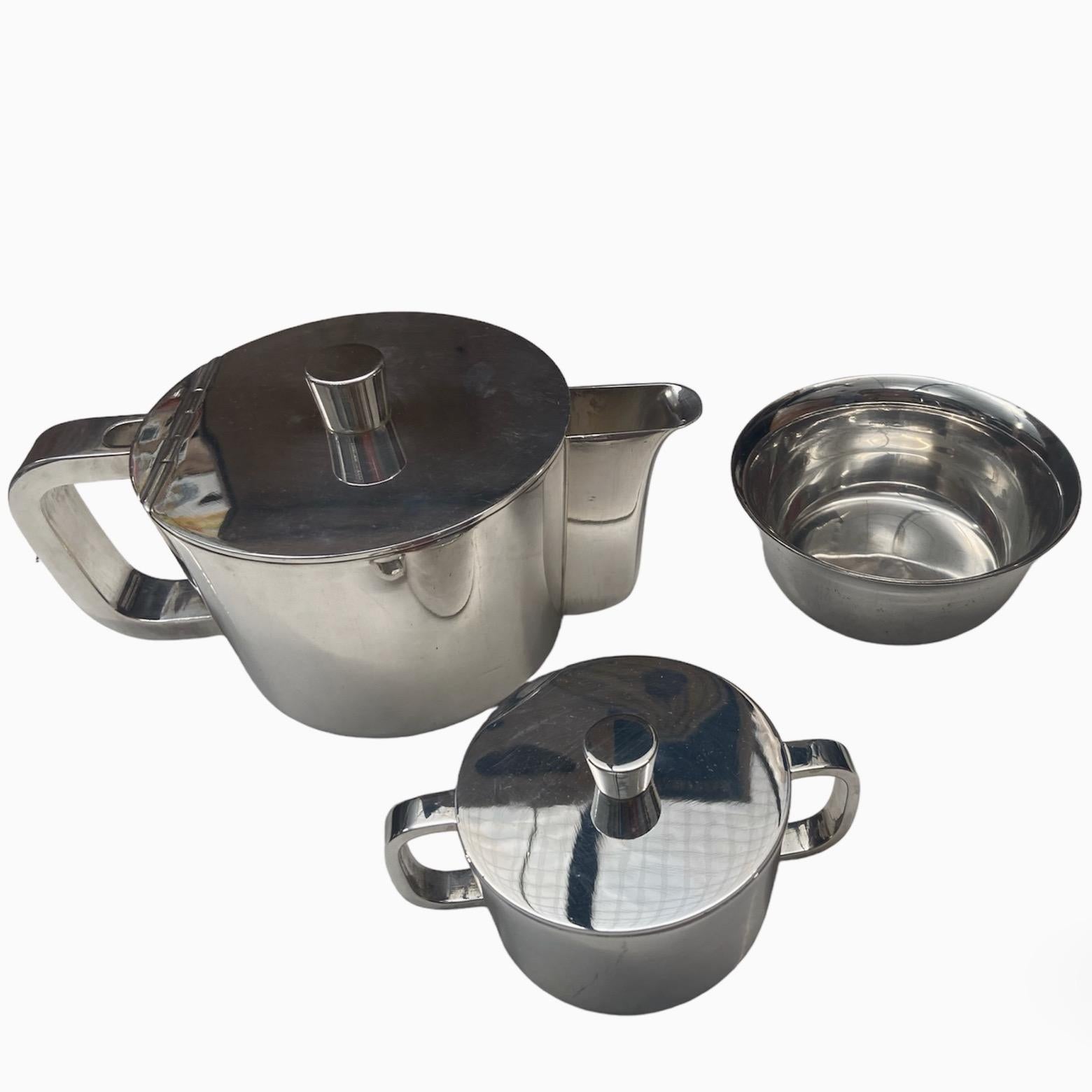 Metallo Set in argento di metà secolo di Gio Ponti, teiera, zucchero e ciotola, per A. Krupp in vendita