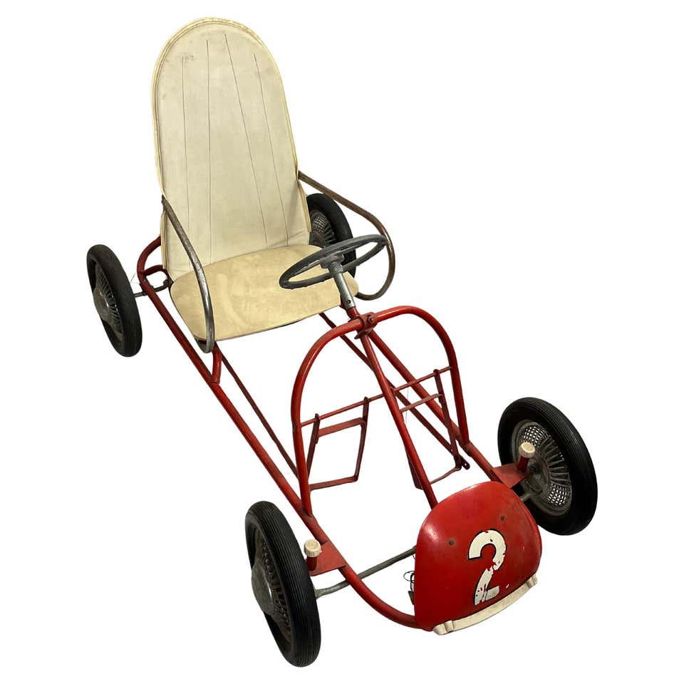 1920s Pedal Car by Euréka, Model Bugatti Sport N° 1/27 For Sale at