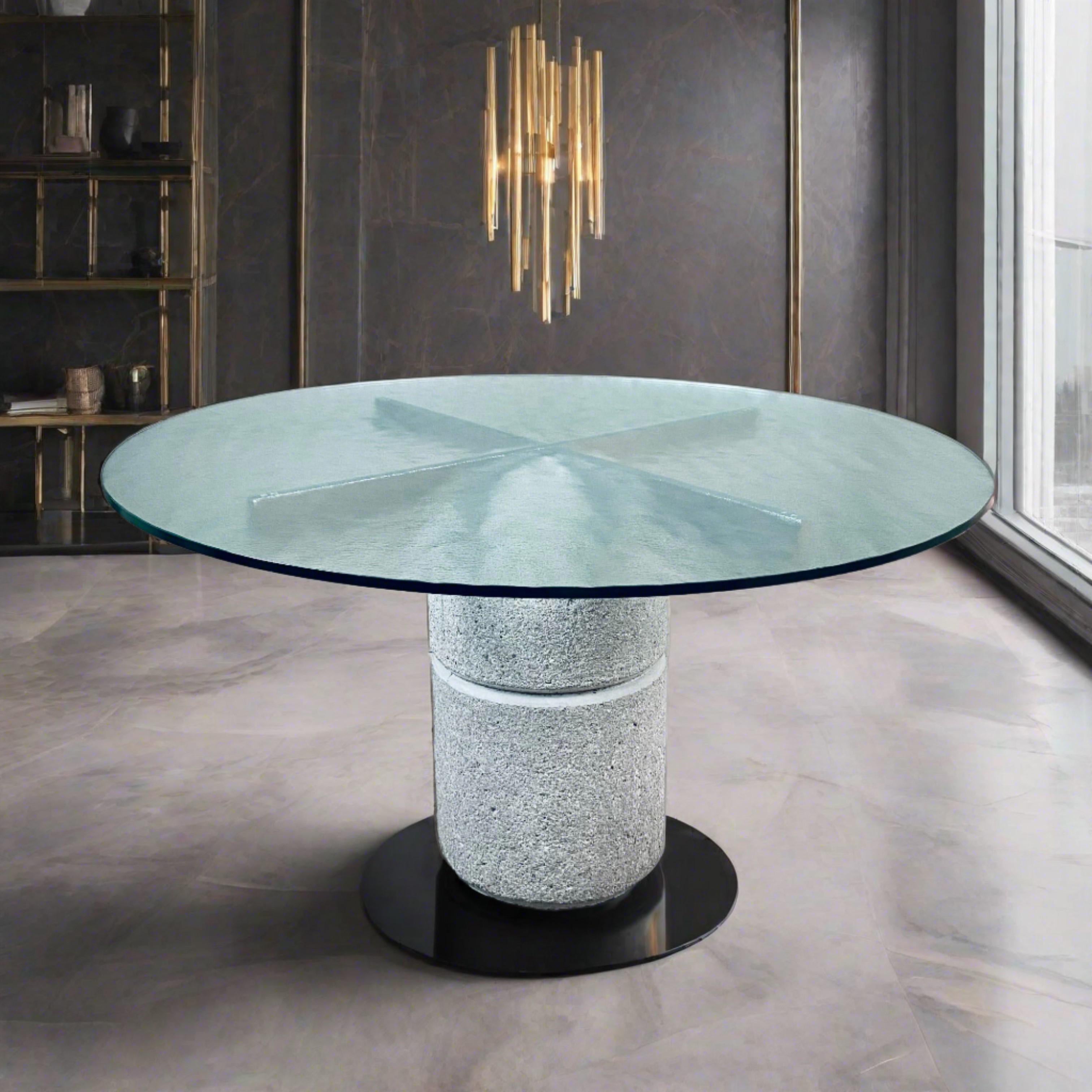 Iconic Mid-Century Dining Table: Giovanni Offredi's 