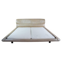 Letto in pelle moderno King Wave di metà secolo di Giovanni Offredi Saporiti Italia MCM