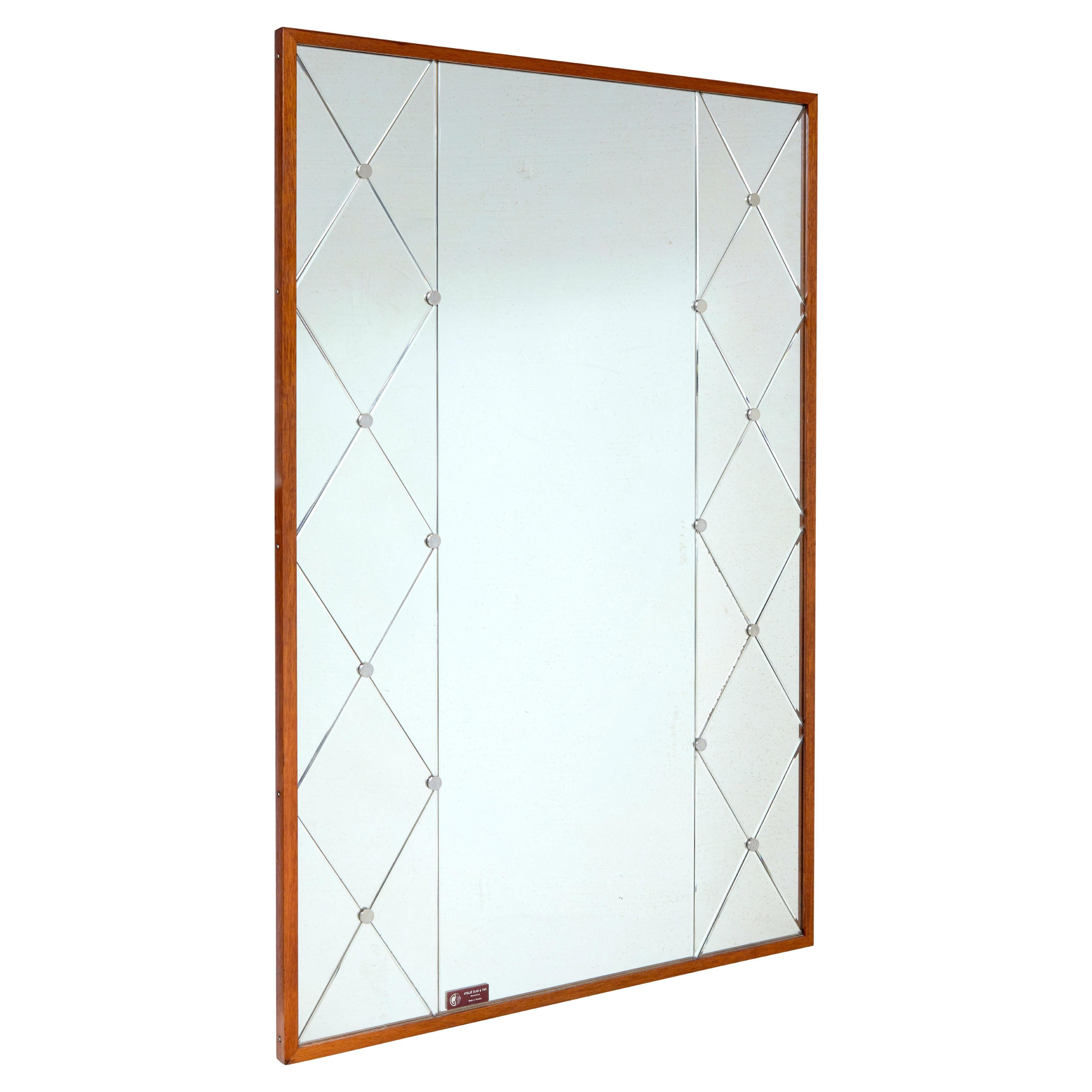 Specchio arlecchino scandinavo di metà secolo Glas & Tra in vendita