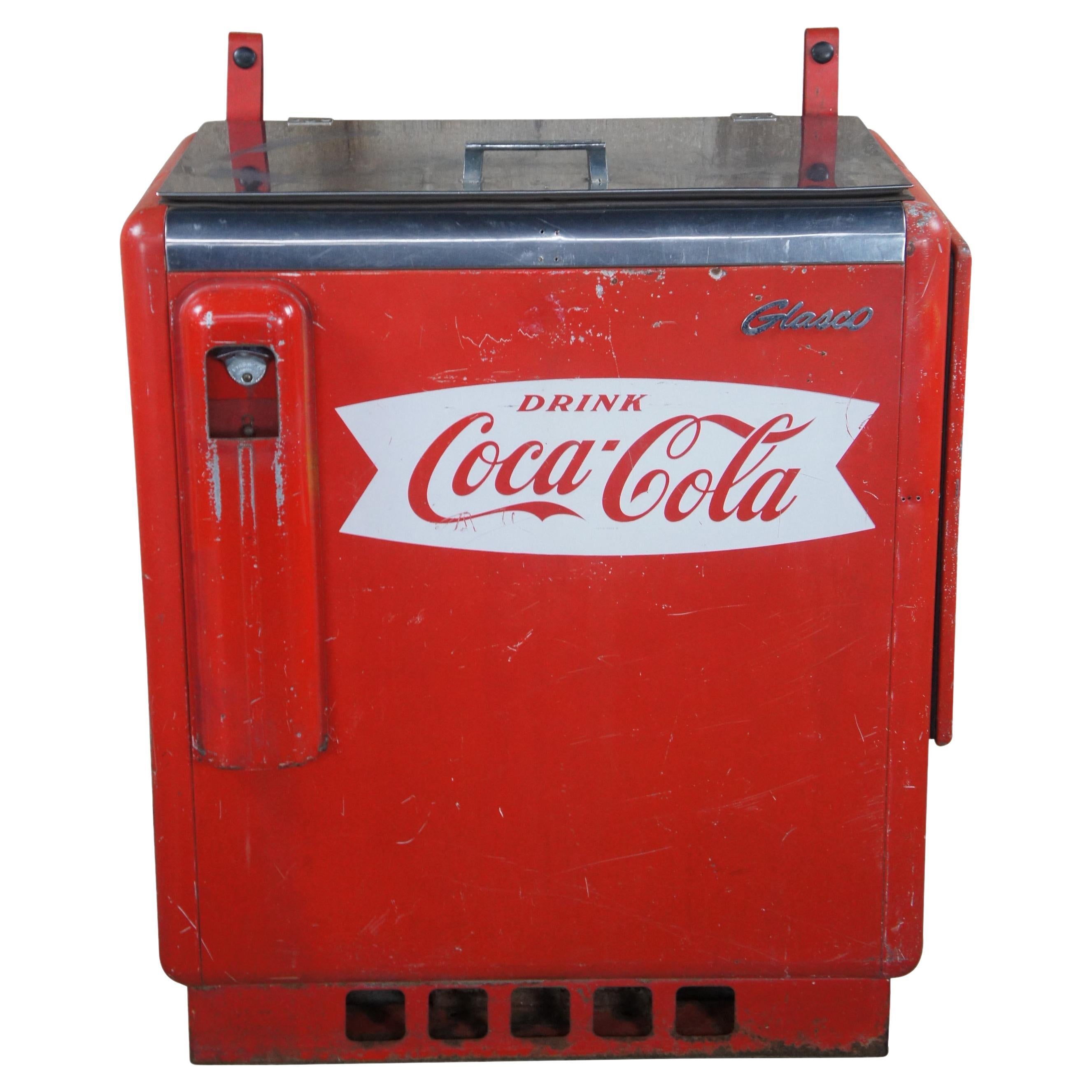 Mid Century Glasco GBV 50 Slider Coca-Cola Cooler Refrigerator Vending Machine For Sale