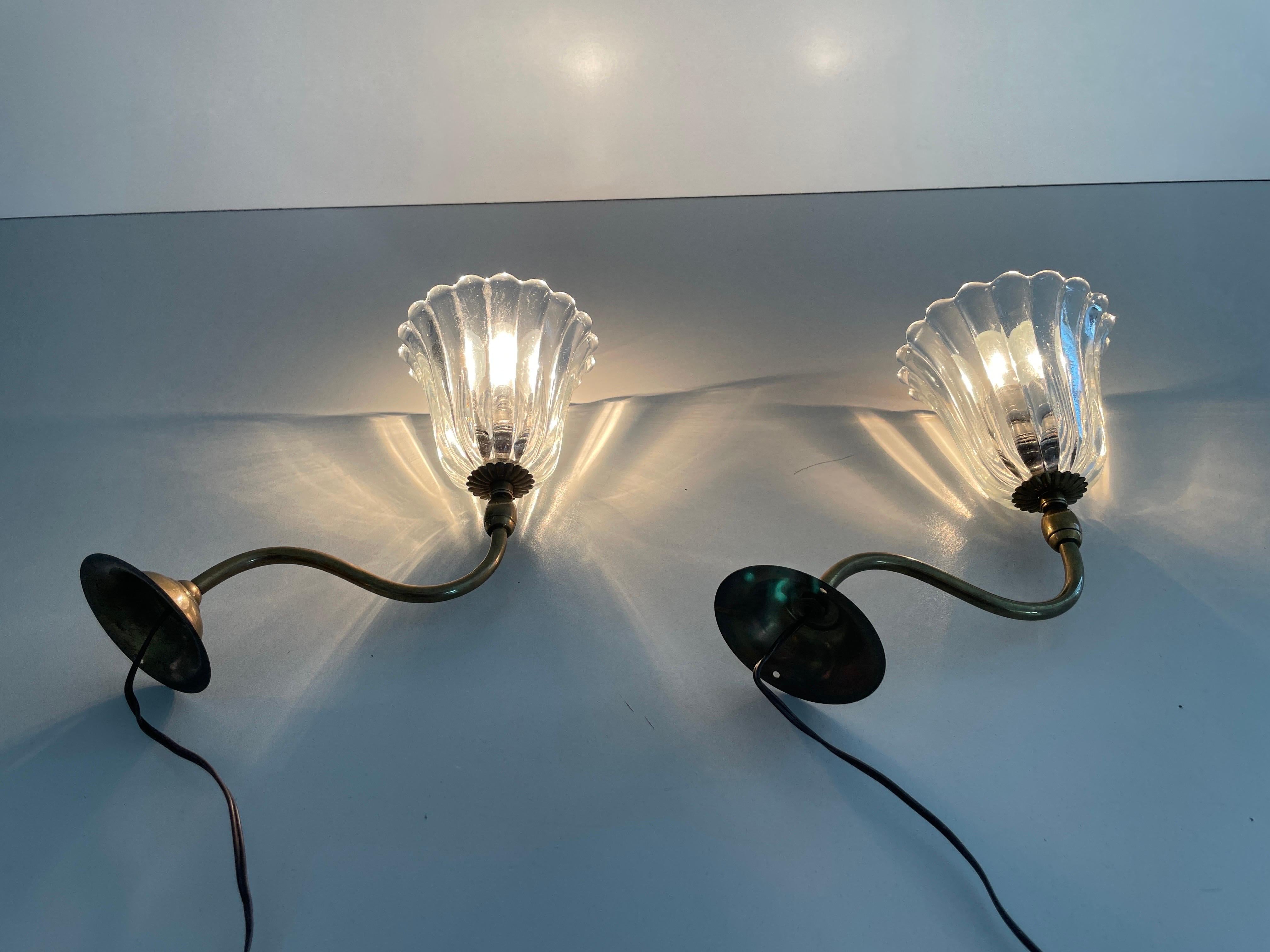 Mid-century Glass and Brass Pair of Sconces by Barovier & Toso, 1950s, Italy For Sale 5